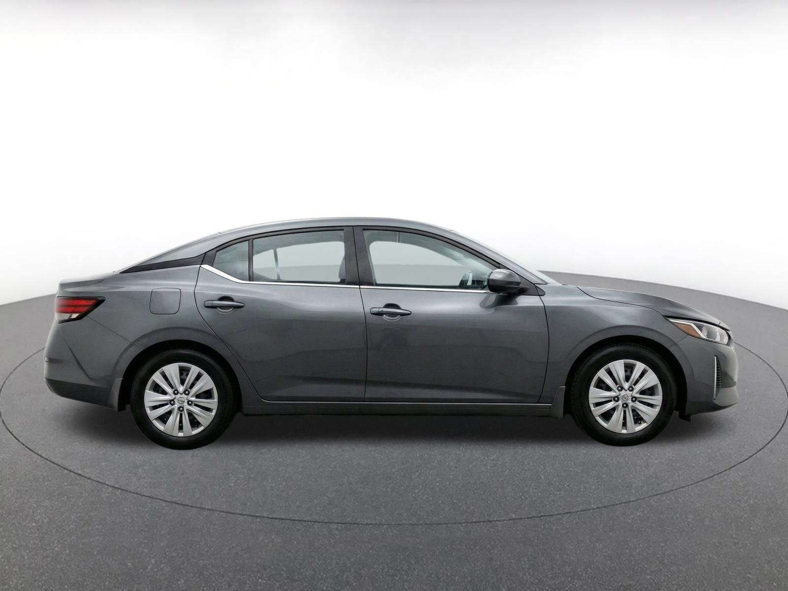 Thumbnail: 2025 Nissan Sentra - 10