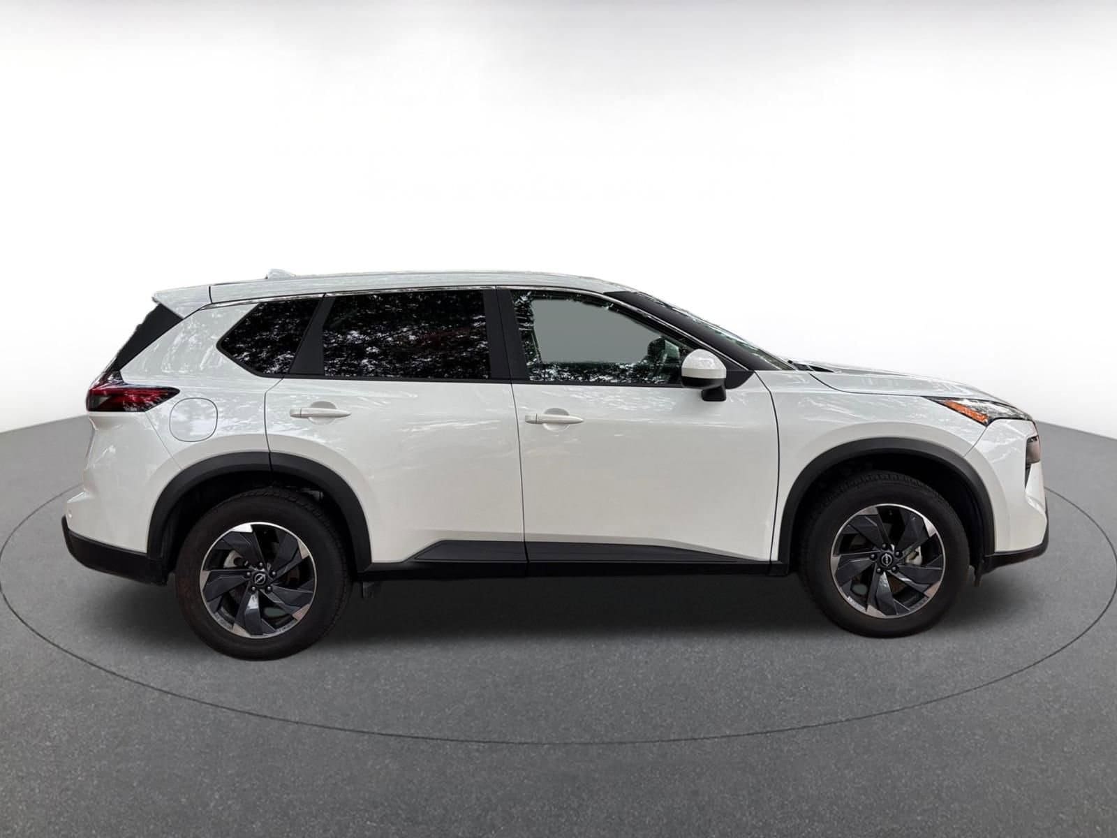 Thumbnail: 2025 Nissan Rogue - 8