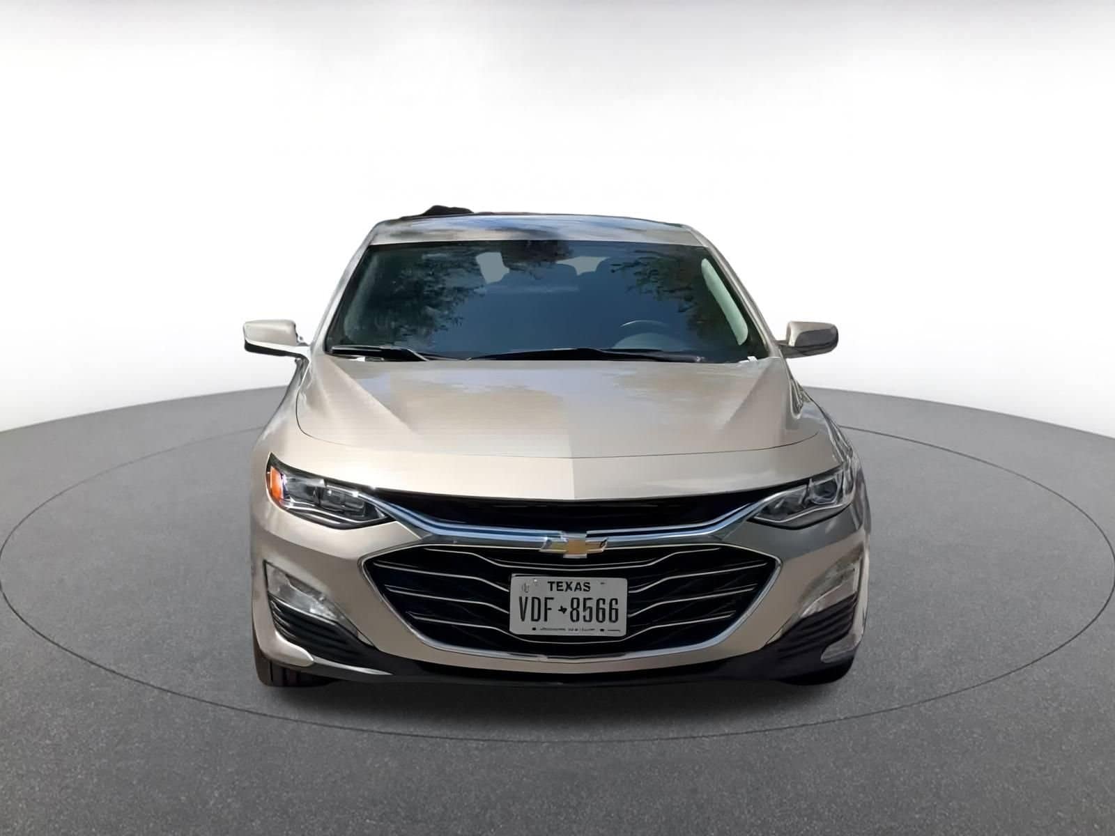 Thumbnail: 2024 Chevrolet Malibu - 4
