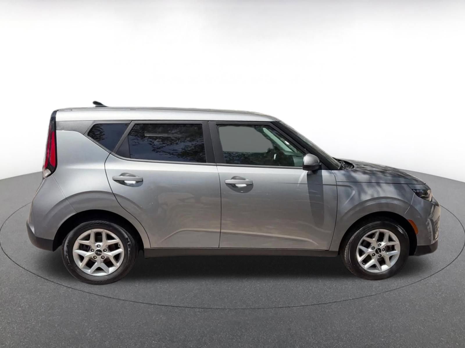 Thumbnail: 2025 Kia Soul - 16