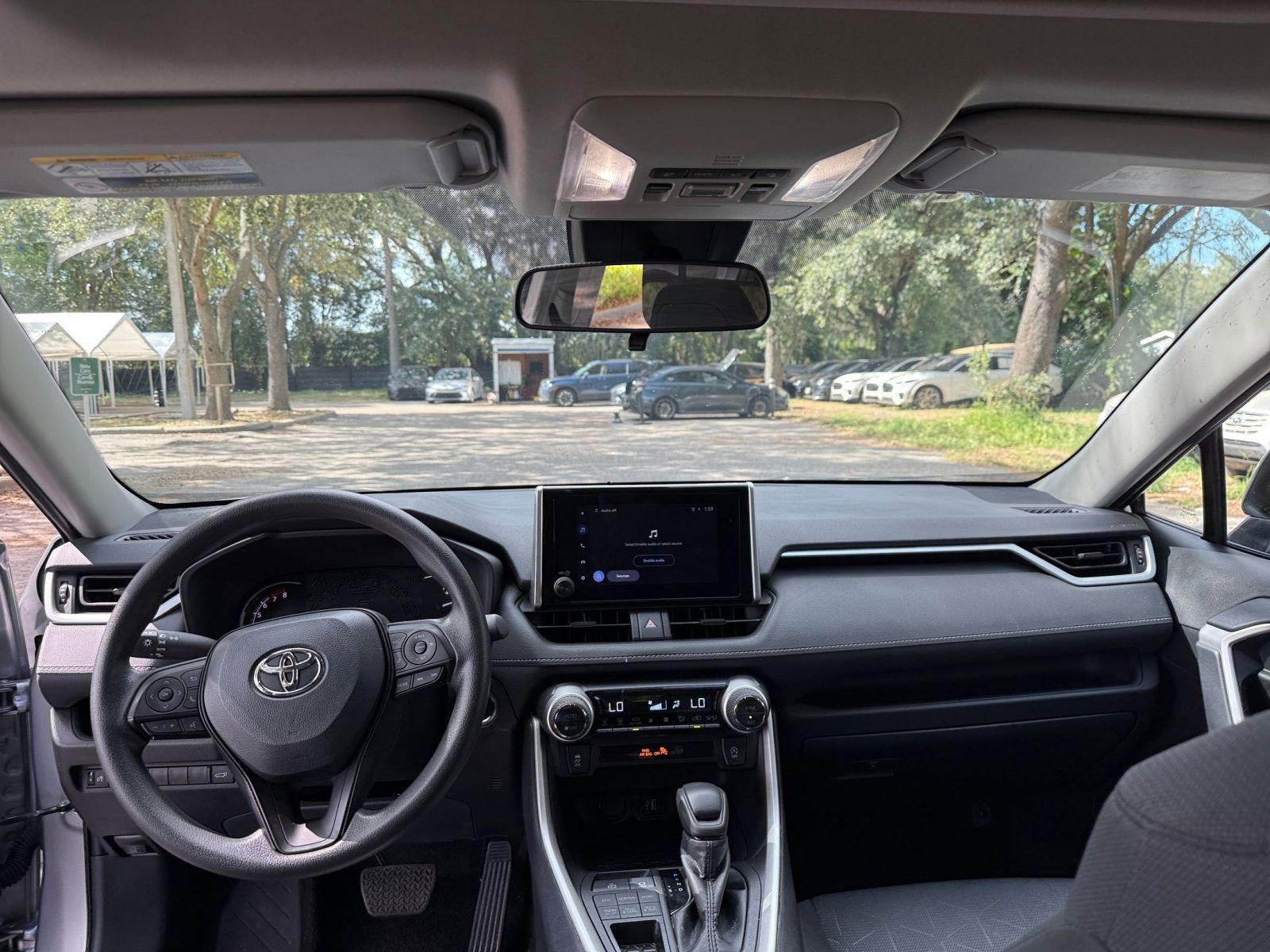 Thumbnail: 2025 Toyota RAV4 - 27