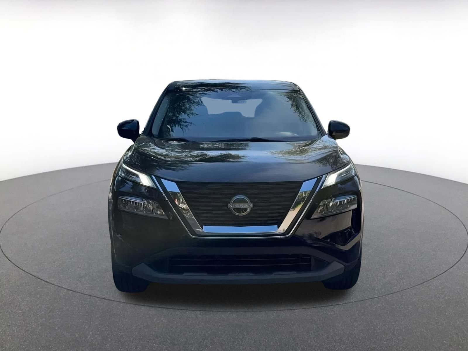Thumbnail: 2023 Nissan Rogue - 4