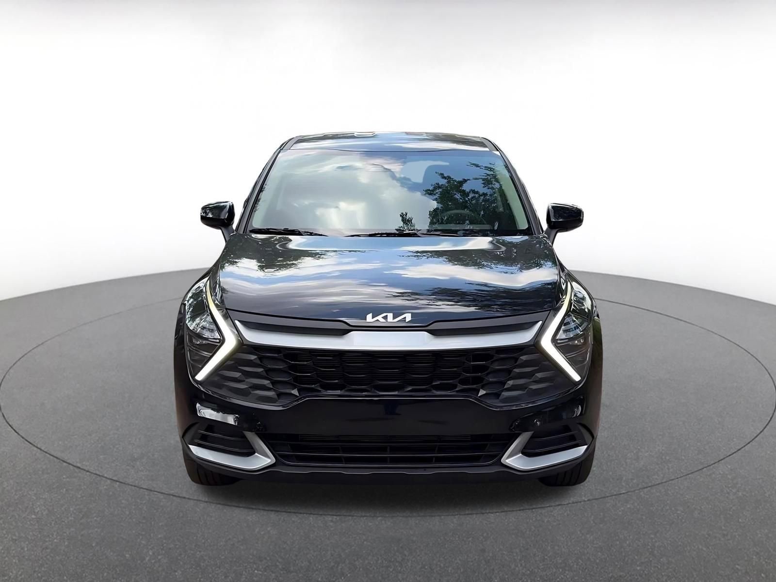 Thumbnail: 2025 Kia Sportage - 4