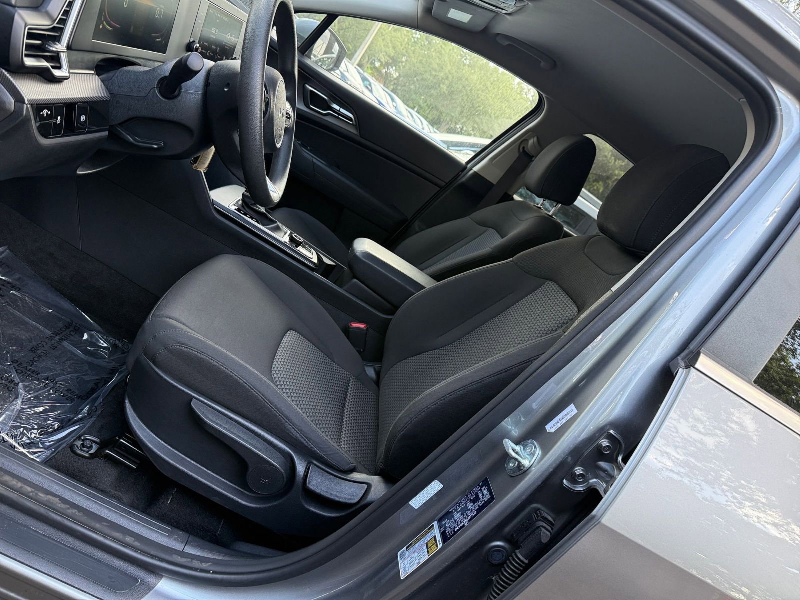 Thumbnail: 2025 Kia Sportage - 25