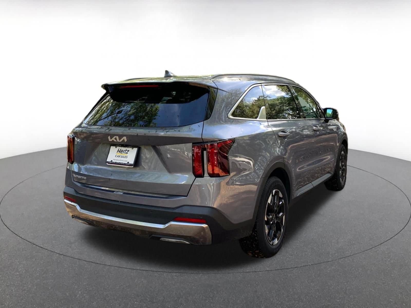 Thumbnail: 2024 Kia Sorento - 7