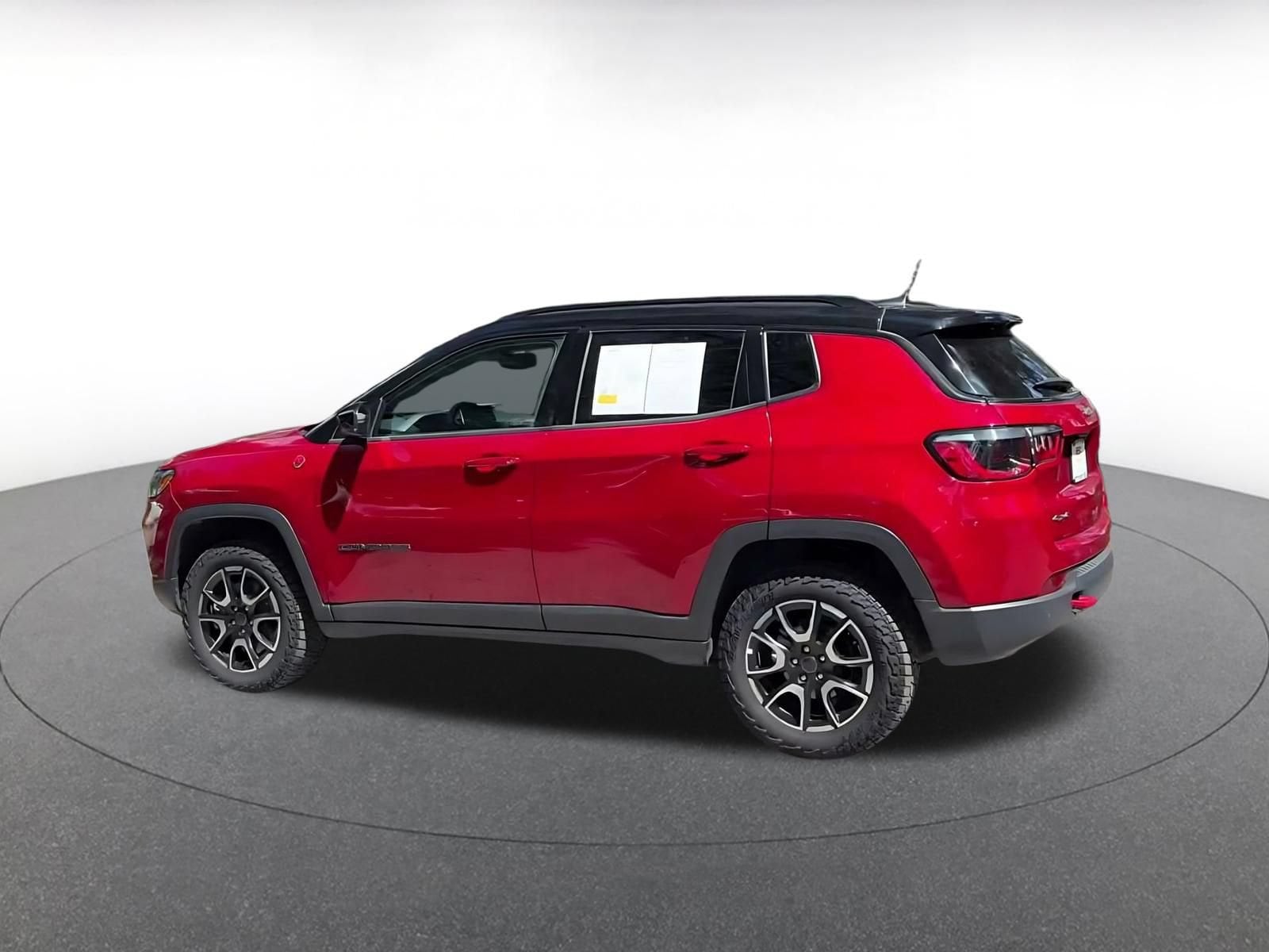 Thumbnail: 2025 Jeep Compass - 9
