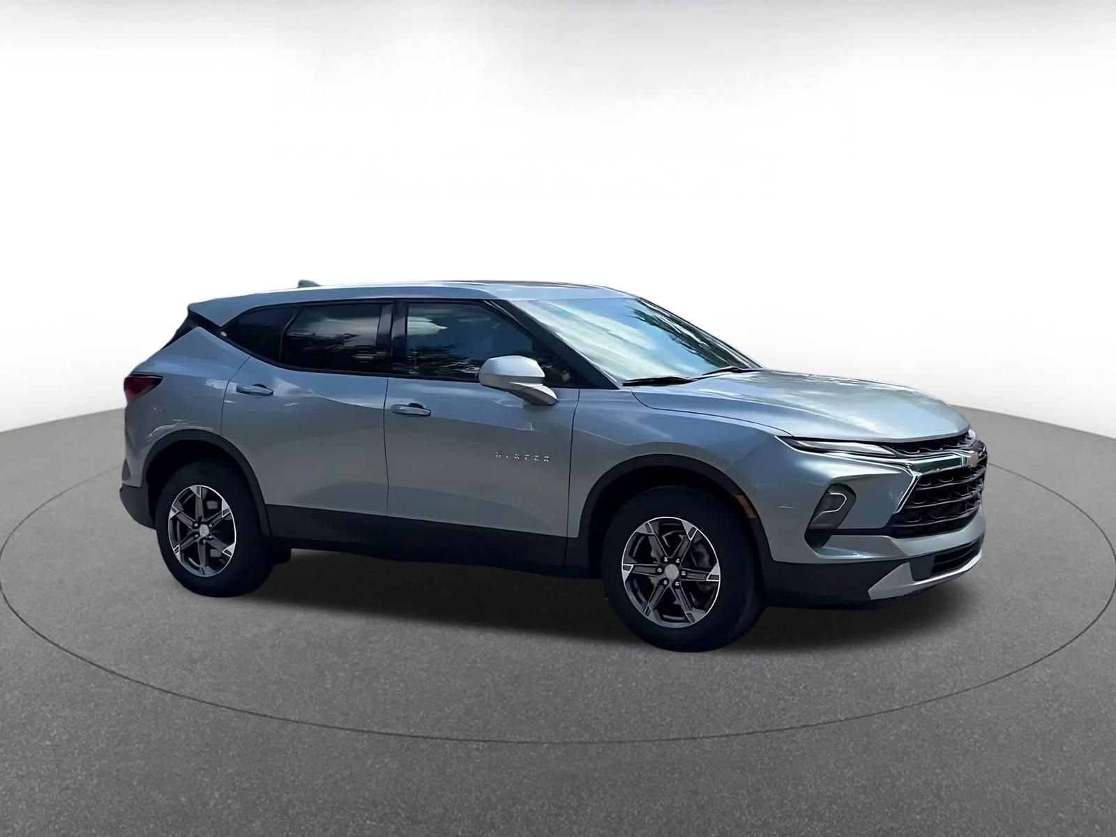 Thumbnail: 2026 Chevrolet Blazer - 2