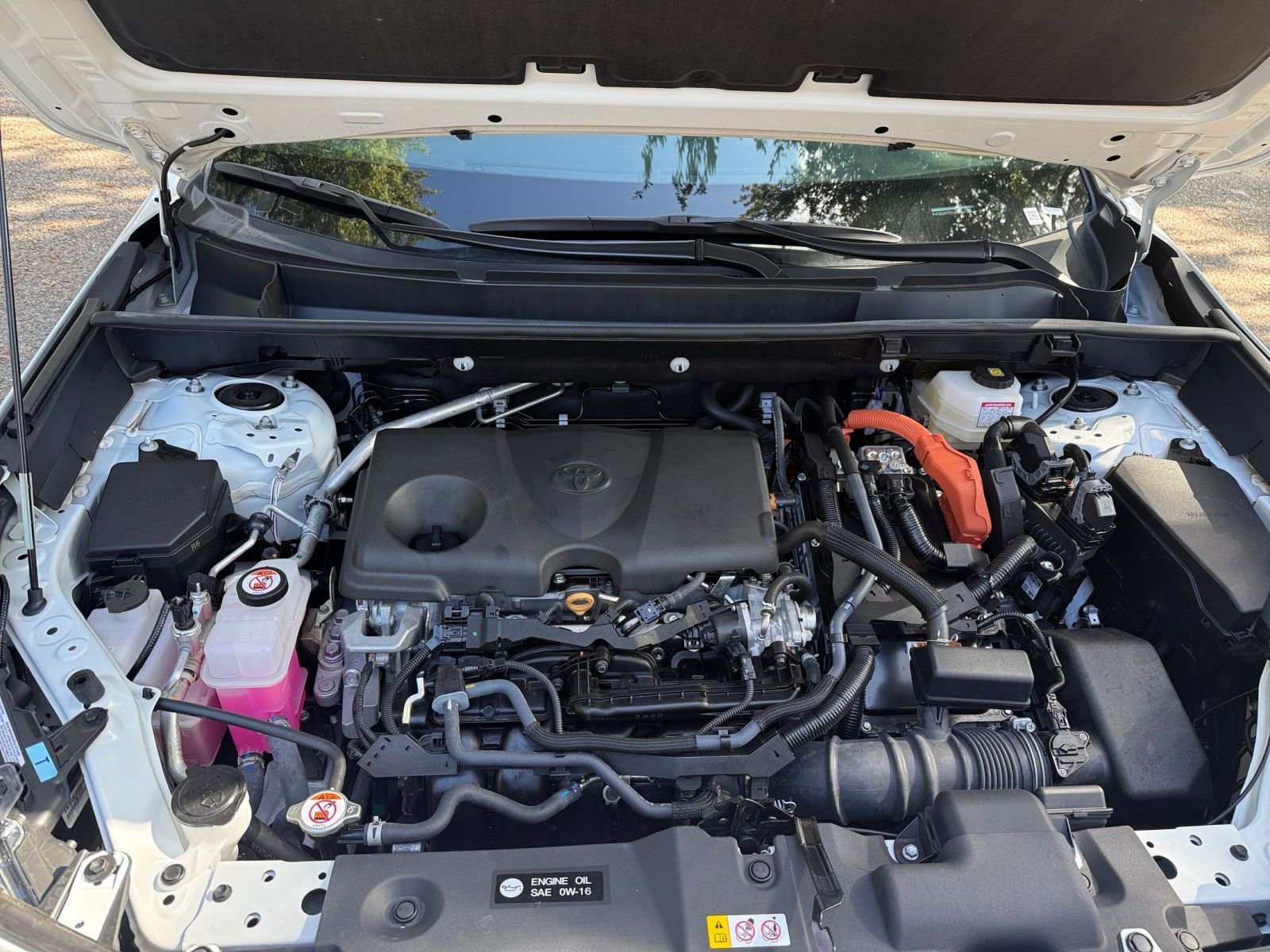 Thumbnail: 2025 Toyota RAV4 - 25