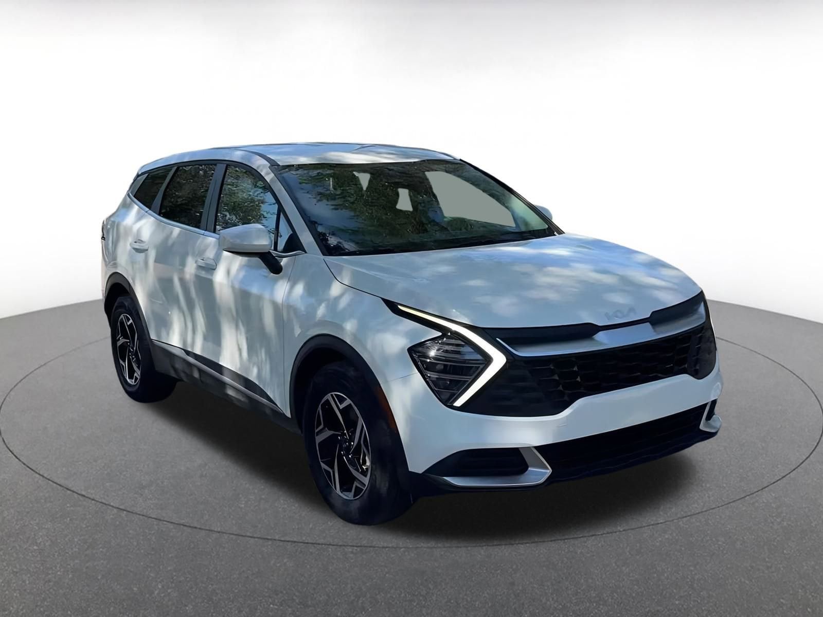 Thumbnail: 2024 Kia Sportage - 3
