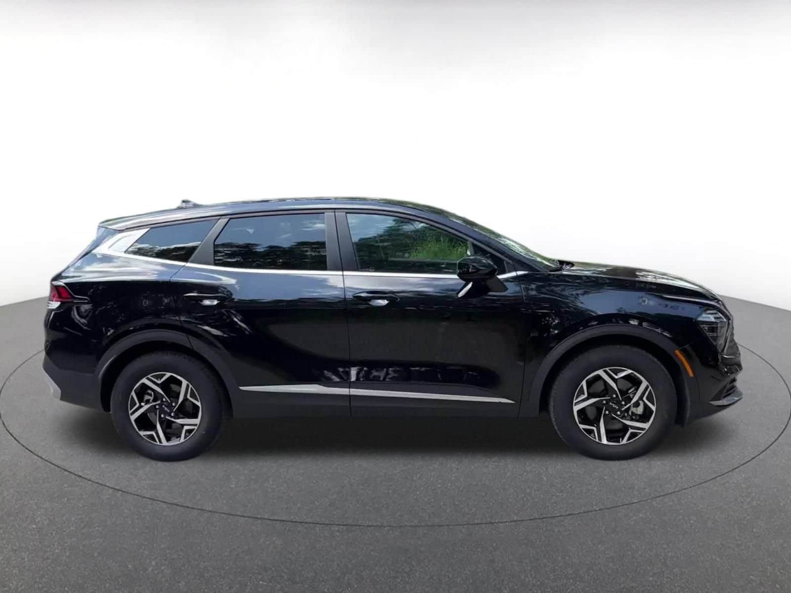 Thumbnail: 2025 Kia Sportage - 13