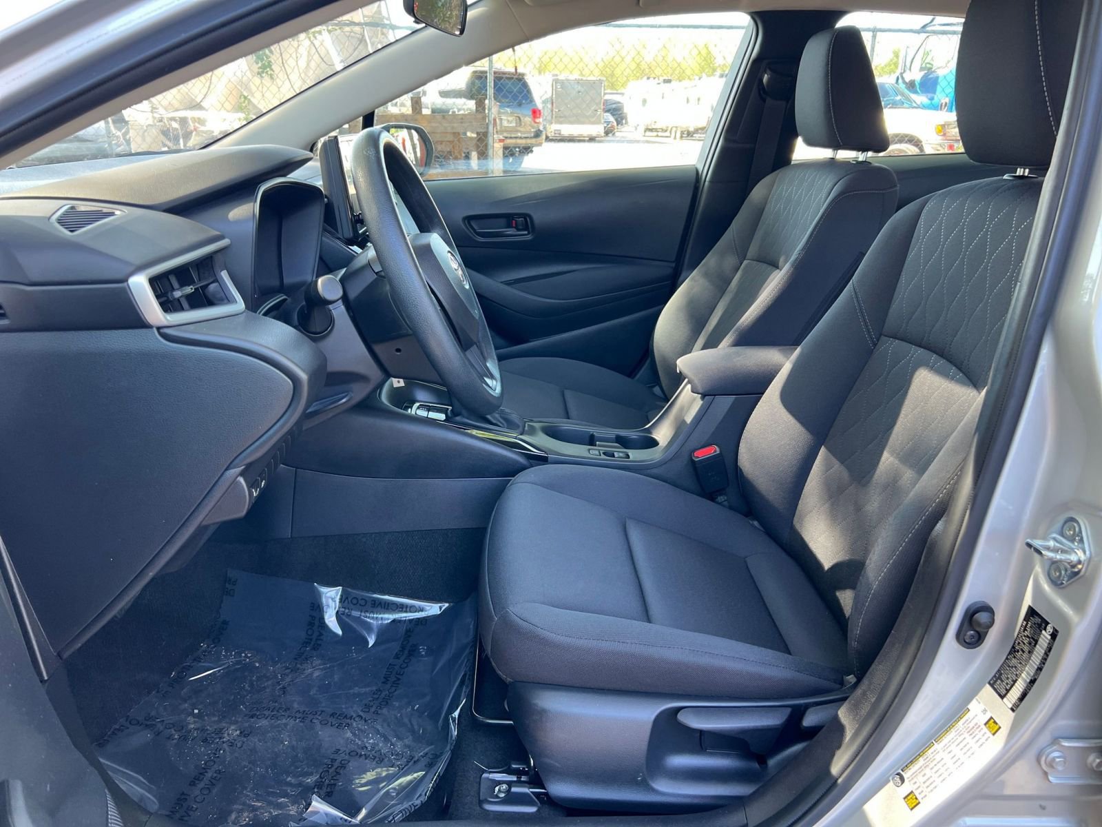 Thumbnail: 2025 Toyota Corolla - 25