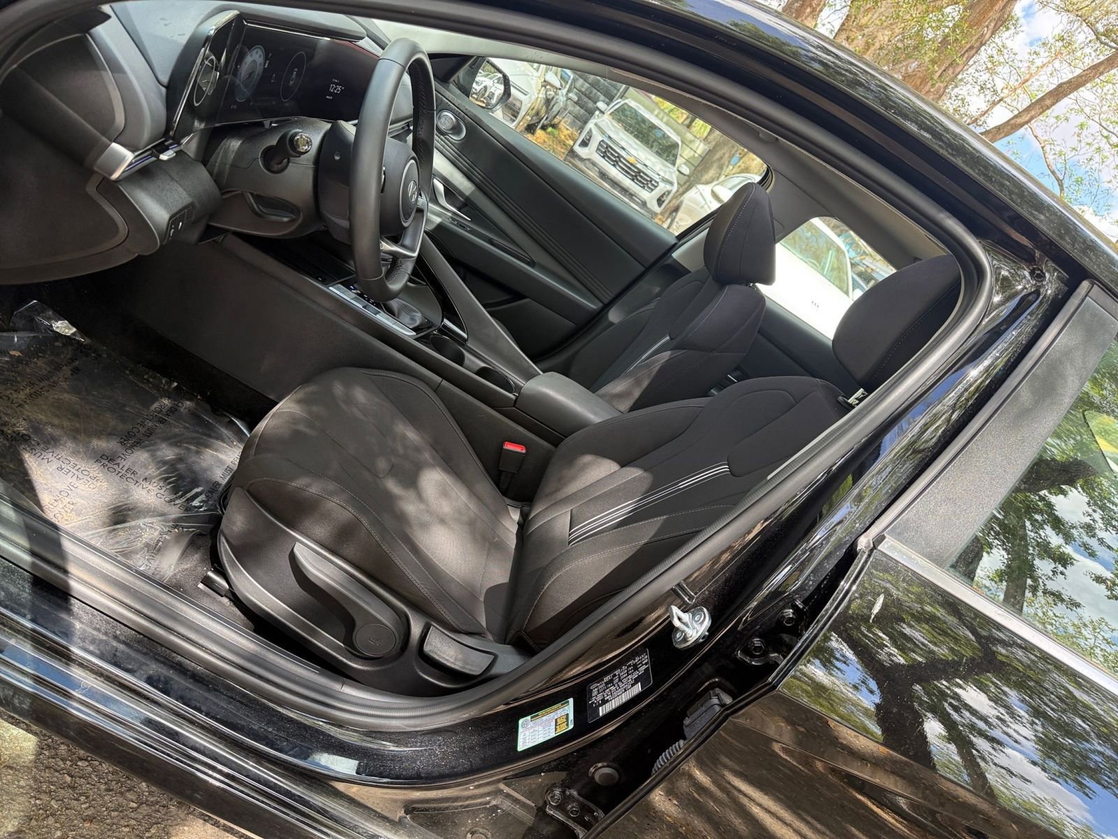 Thumbnail: 2025 Hyundai Elantra - 24