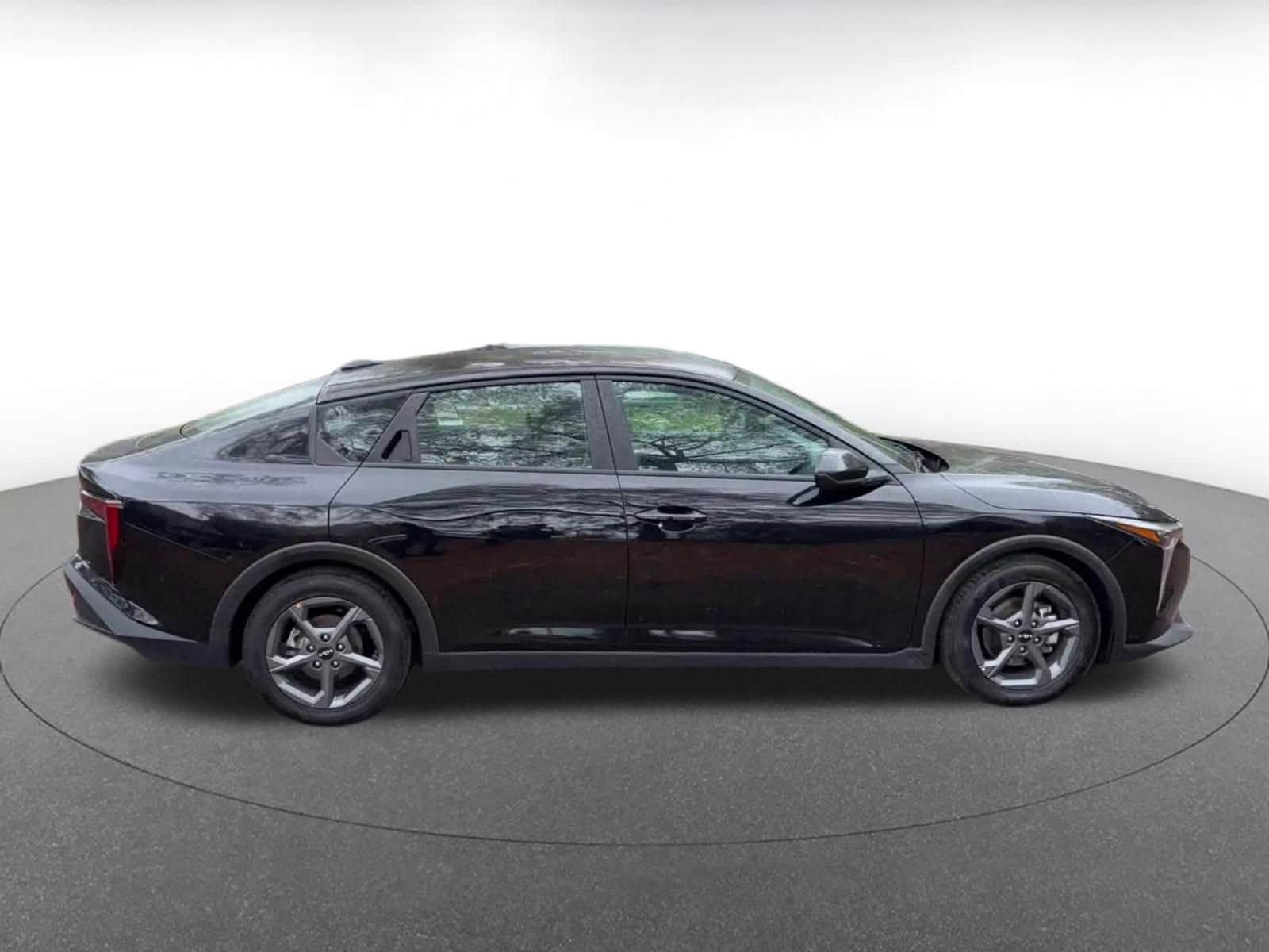 Thumbnail: 2025 Kia K4 - 16