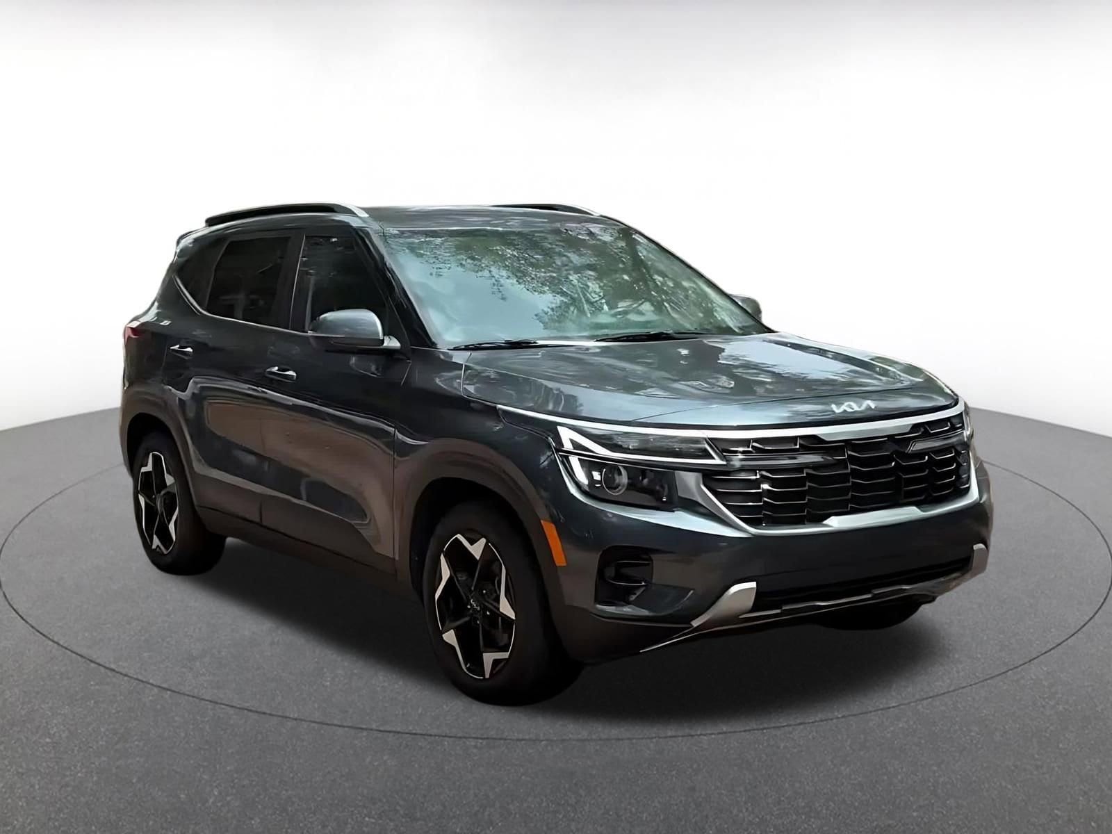 Thumbnail: 2025 Kia Seltos - 3