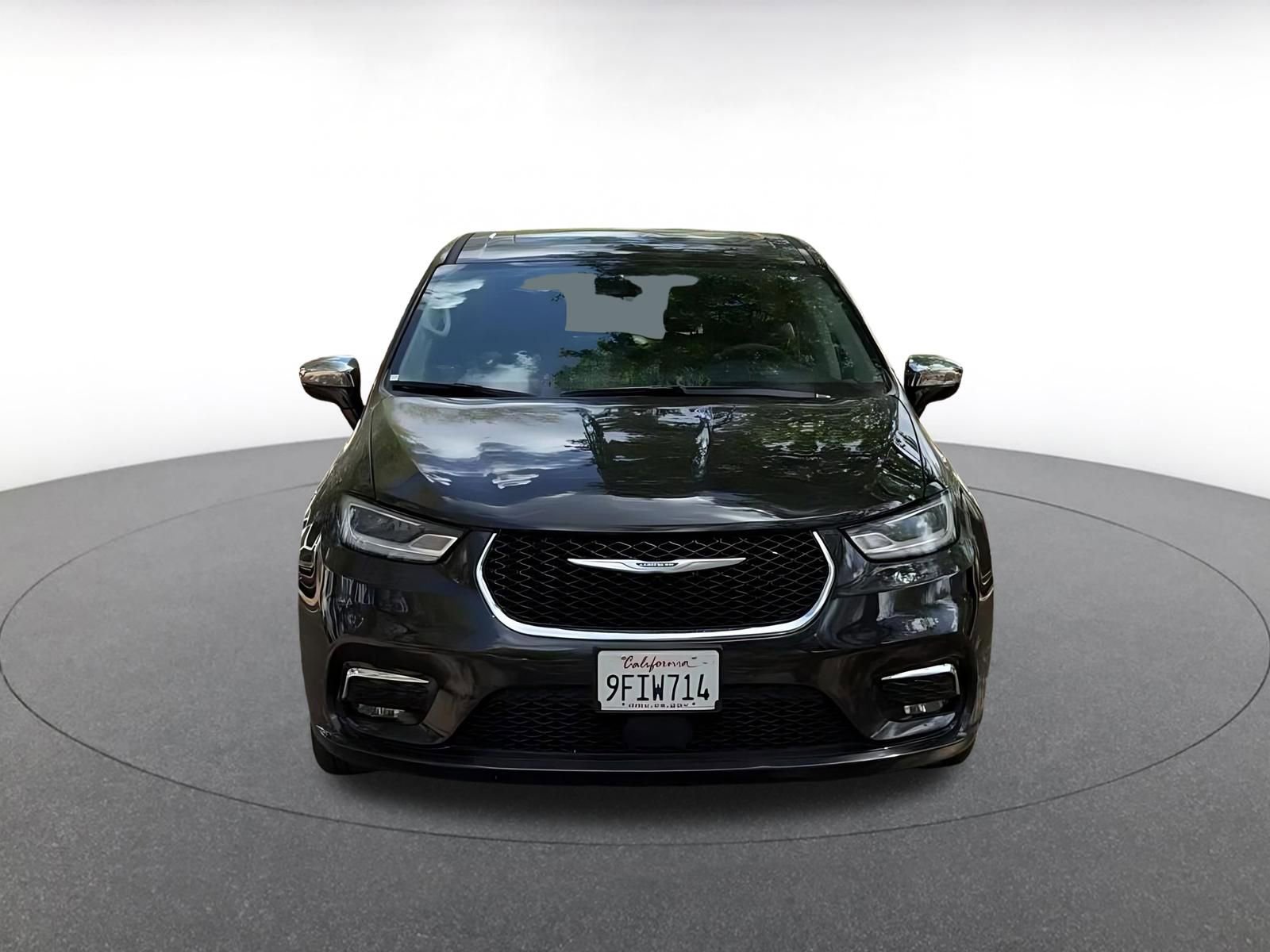 Thumbnail: 2023 Chrysler Pacifica - 4