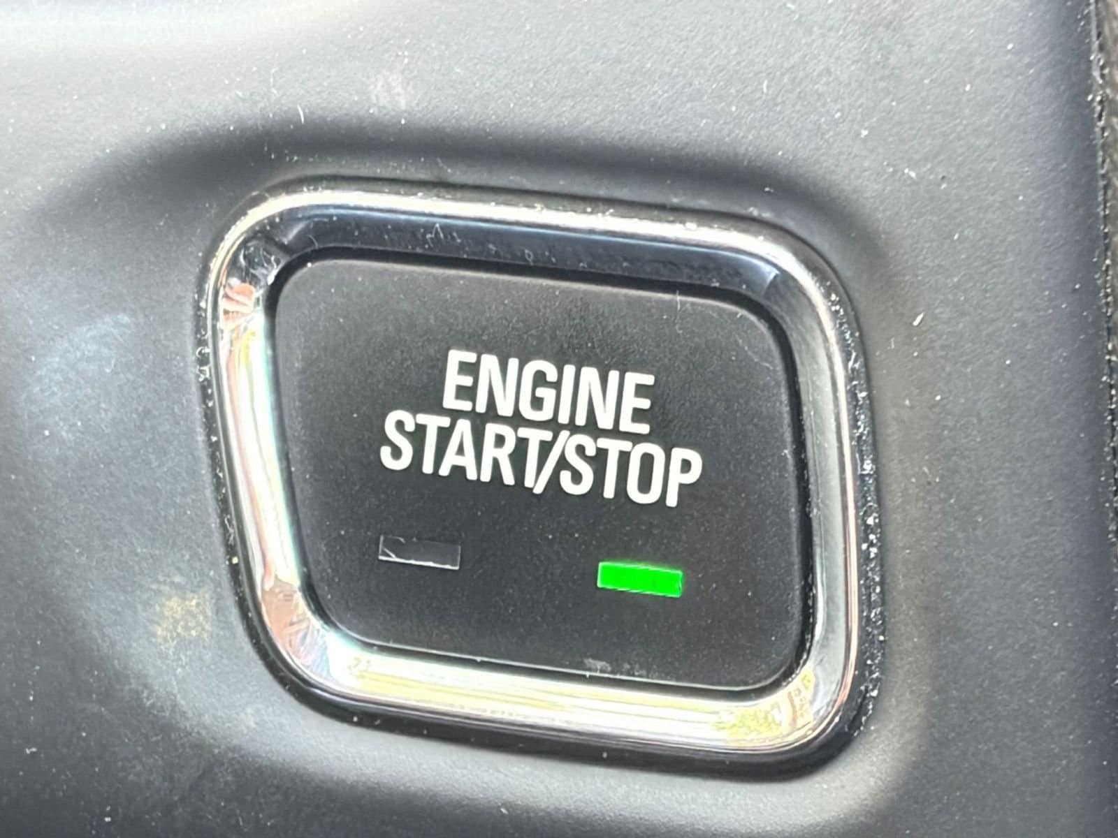 Thumbnail: 2023 GMC Acadia - 20