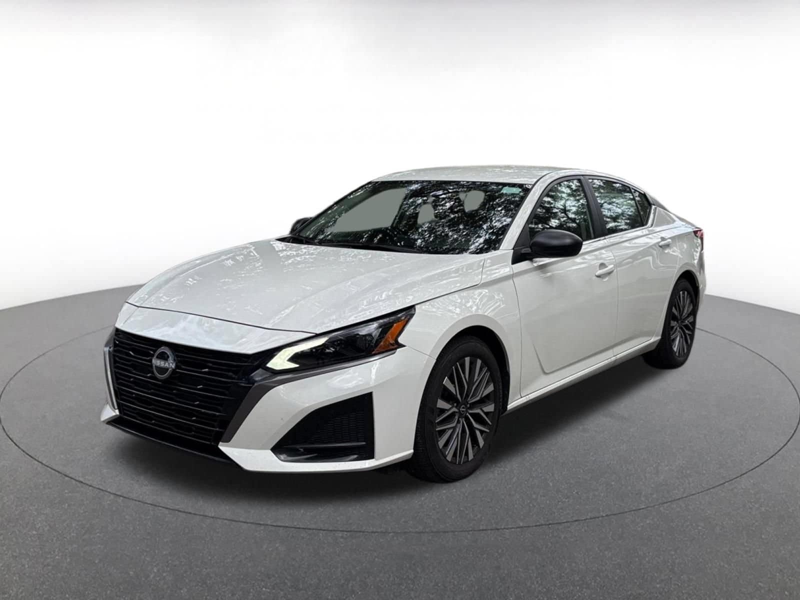 Thumbnail: 2026 Nissan Altima - 3