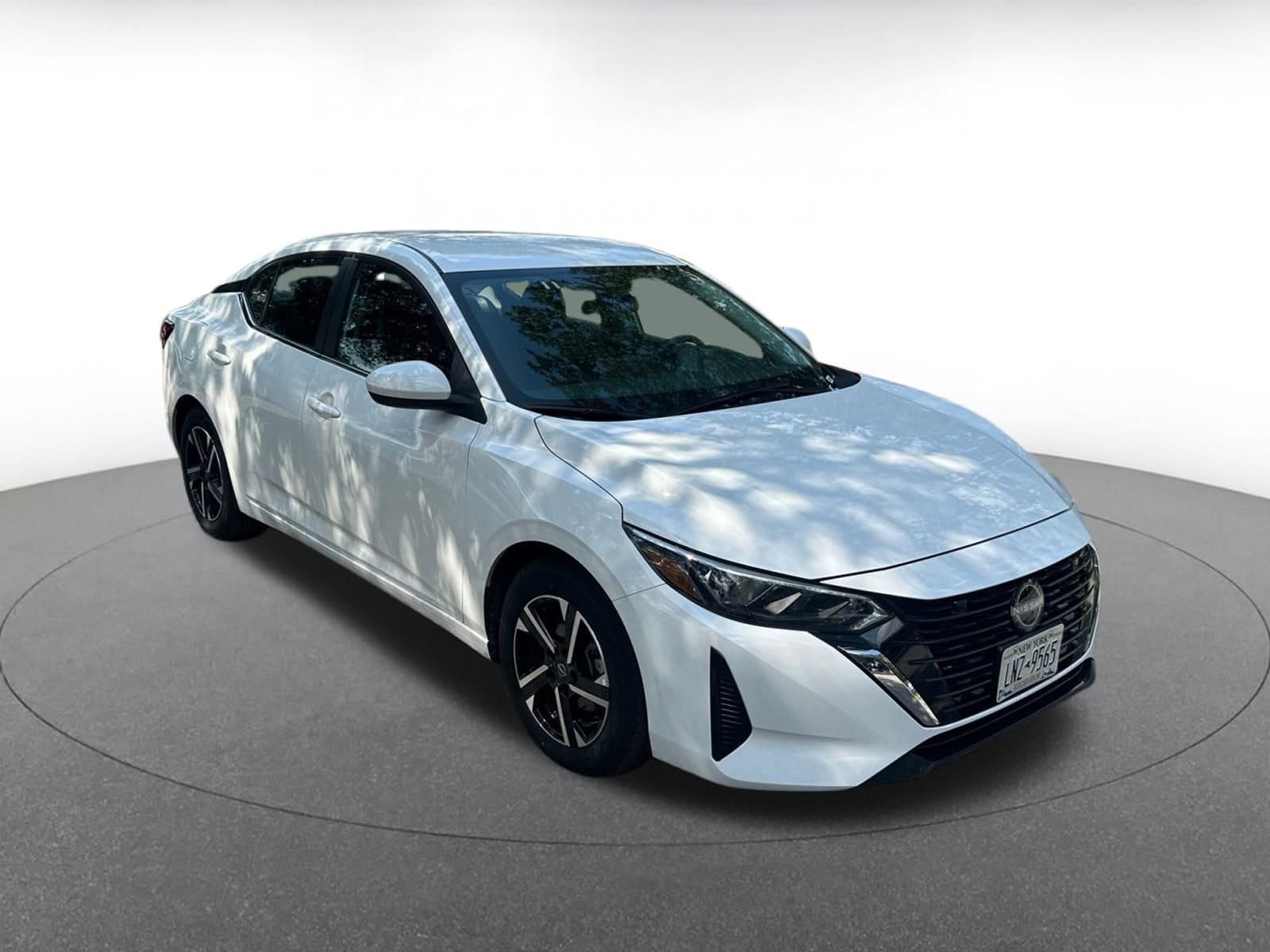 Thumbnail: 2024 Nissan Sentra - 1