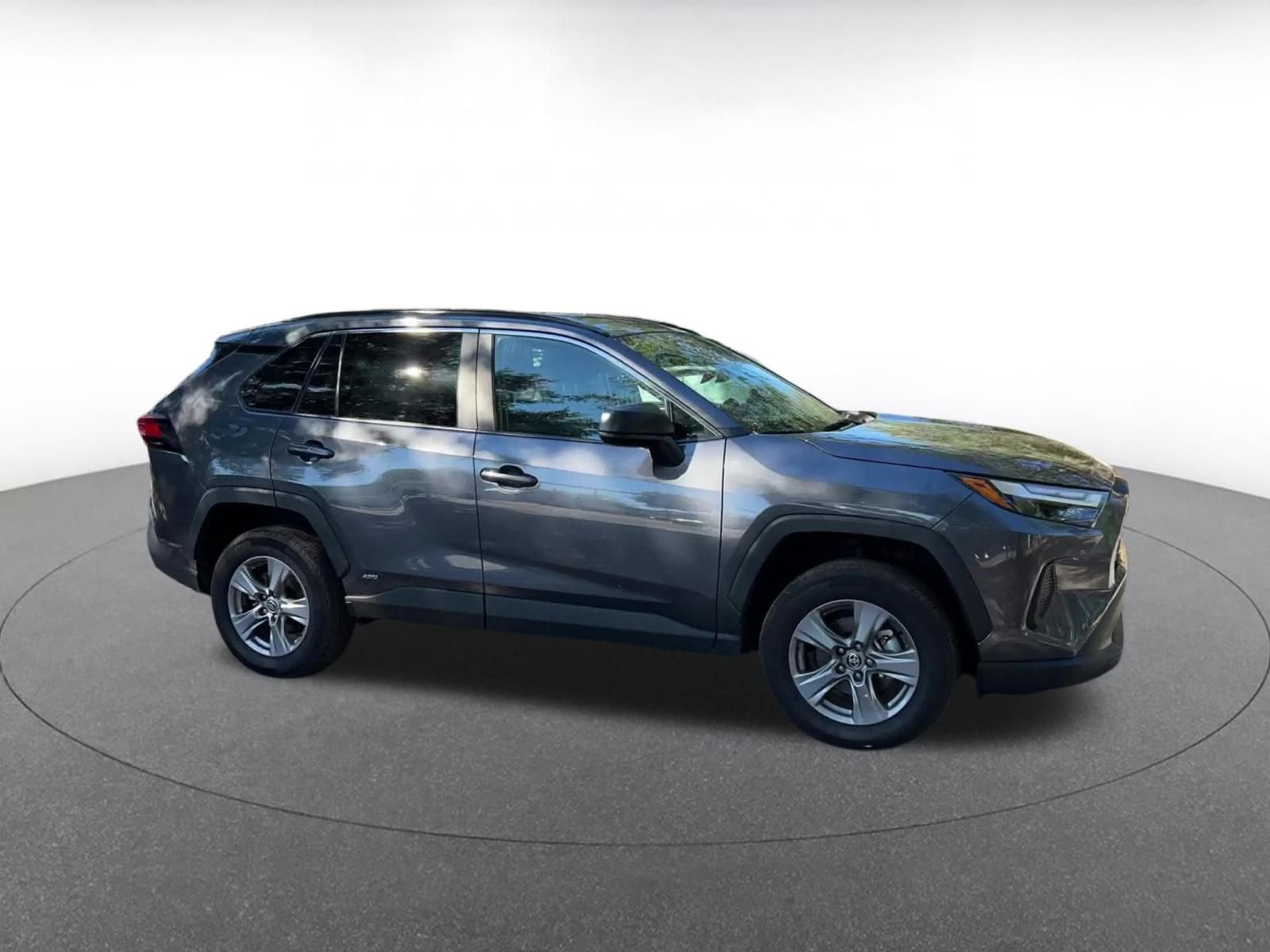Thumbnail: 2025 Toyota RAV4 - 2