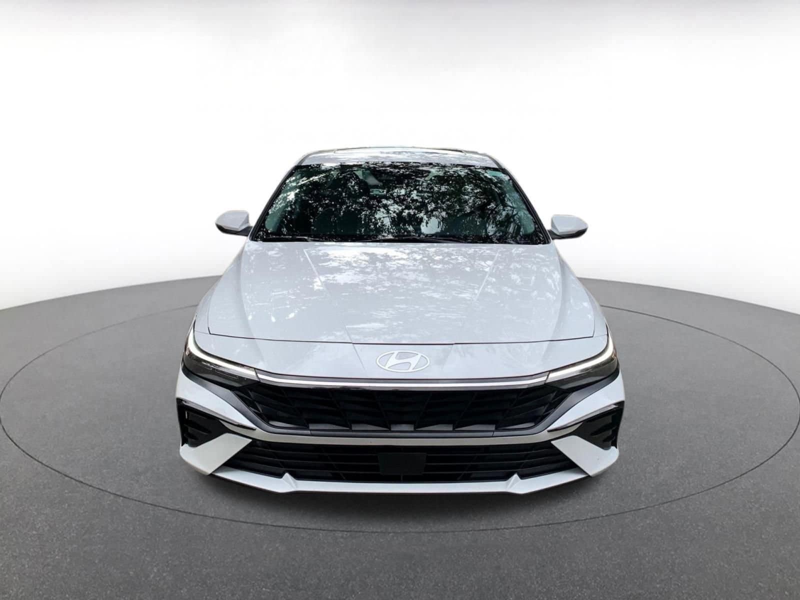 Thumbnail: 2025 Hyundai Elantra - 2