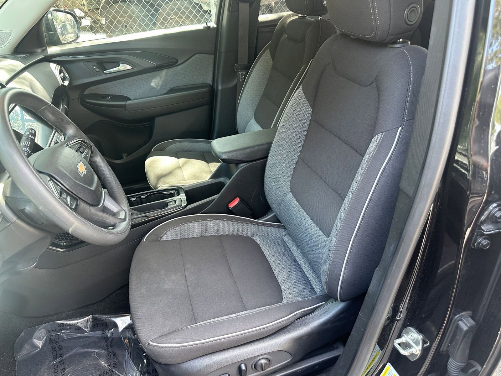 Thumbnail: 2023 Chevrolet TrailBlazer - 21