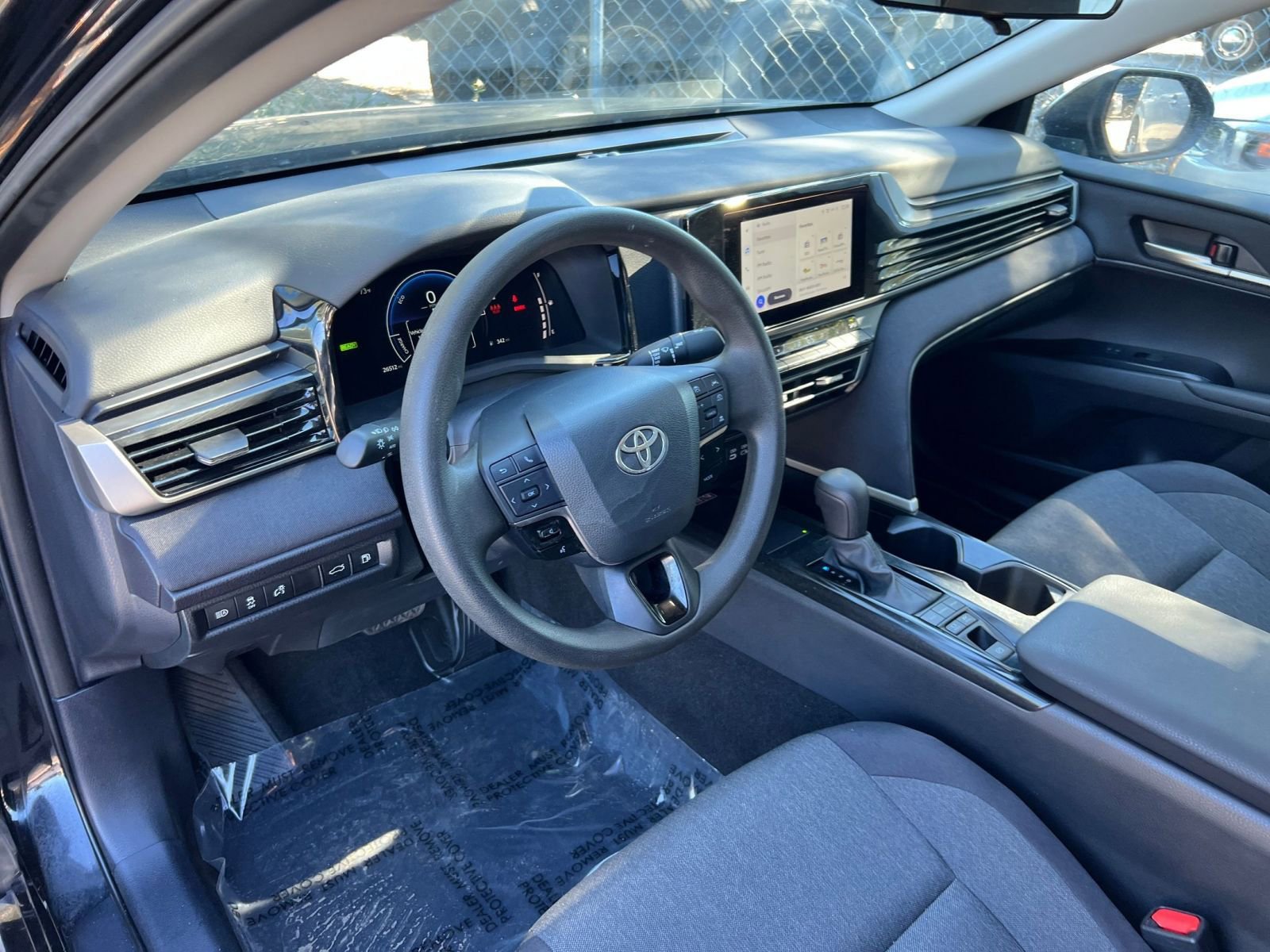 Thumbnail: 2025 Toyota Camry - 28