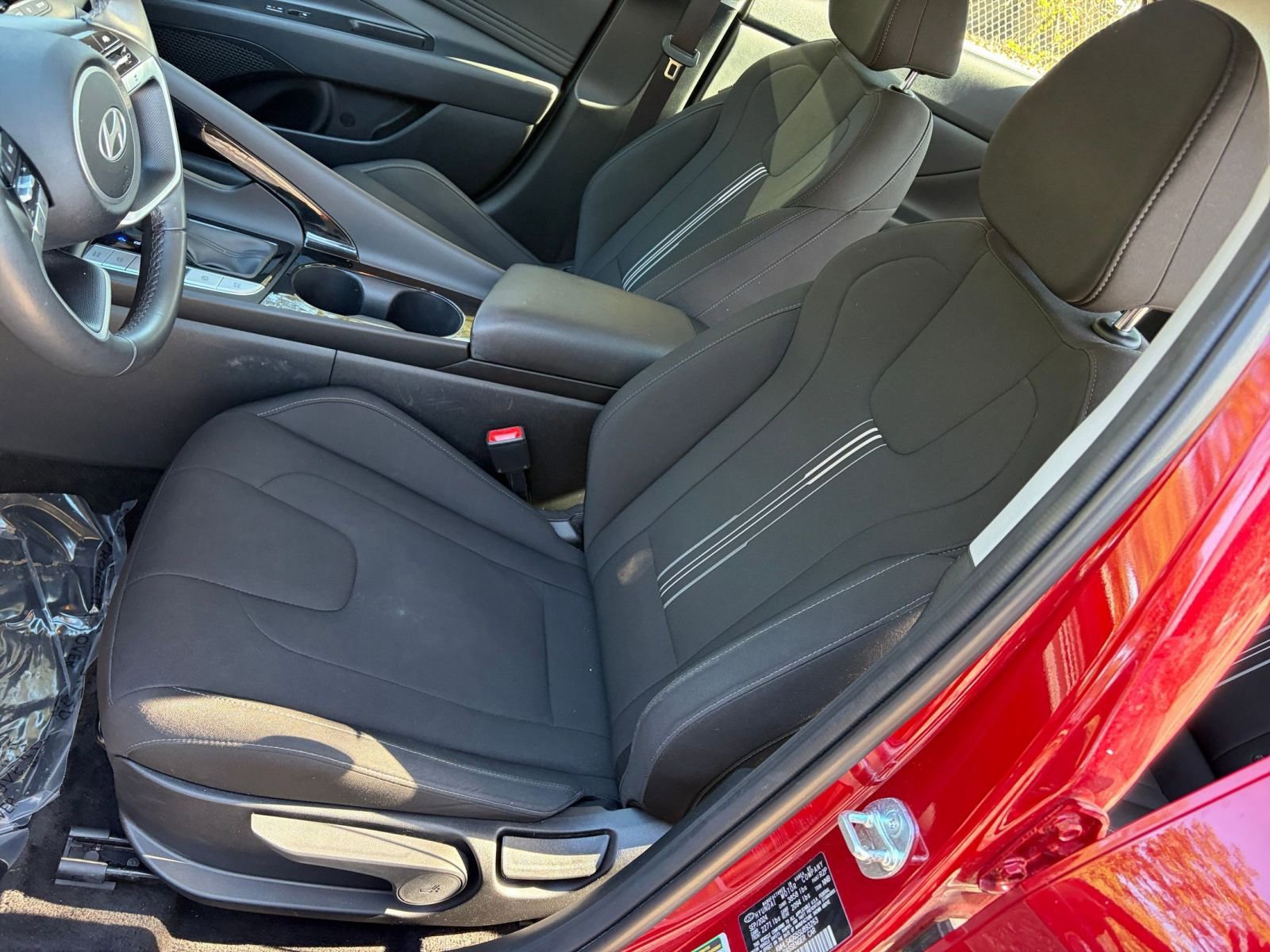 Thumbnail: 2025 Hyundai Elantra - 31