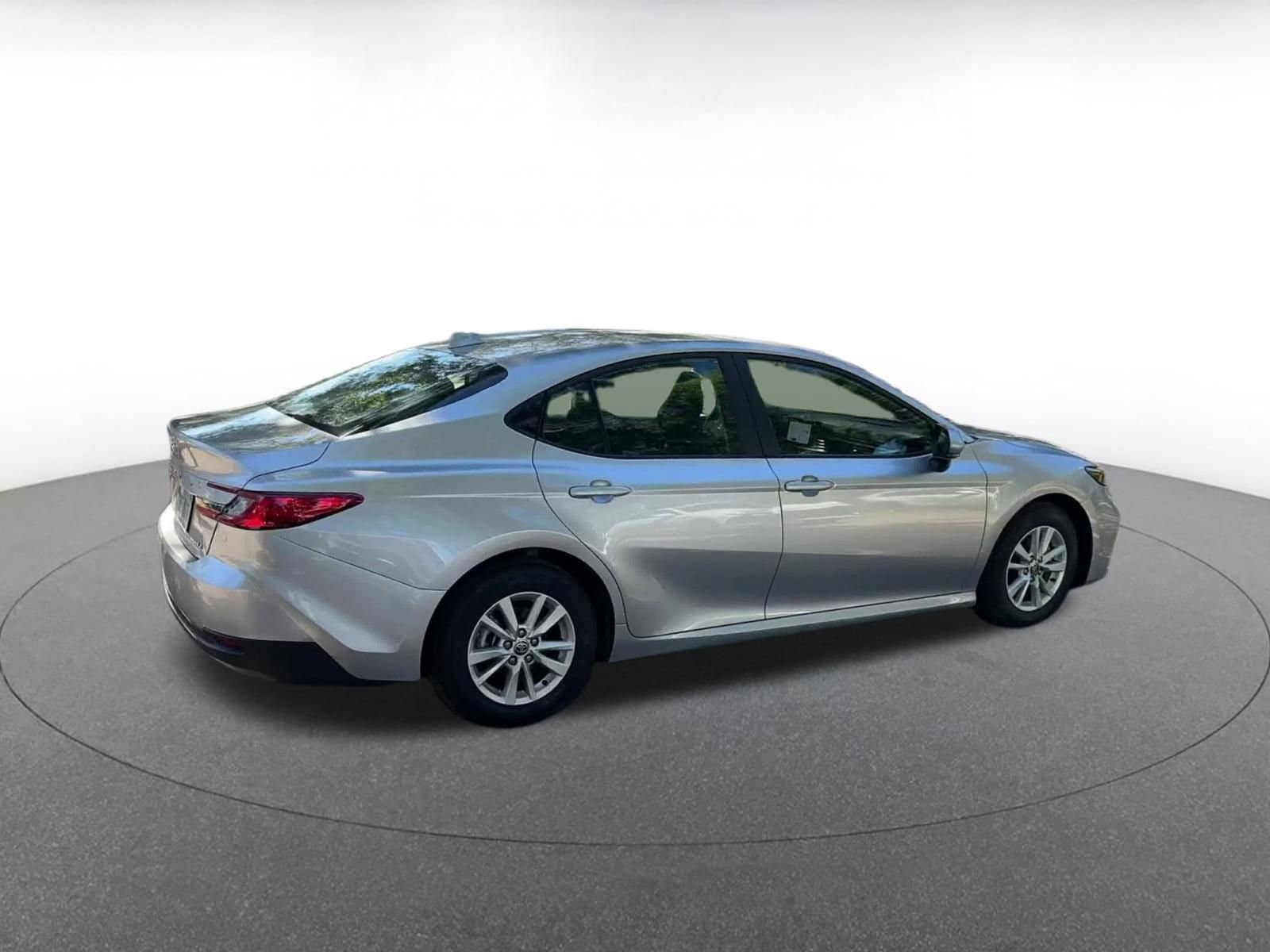 Thumbnail: 2025 Toyota Camry - 15