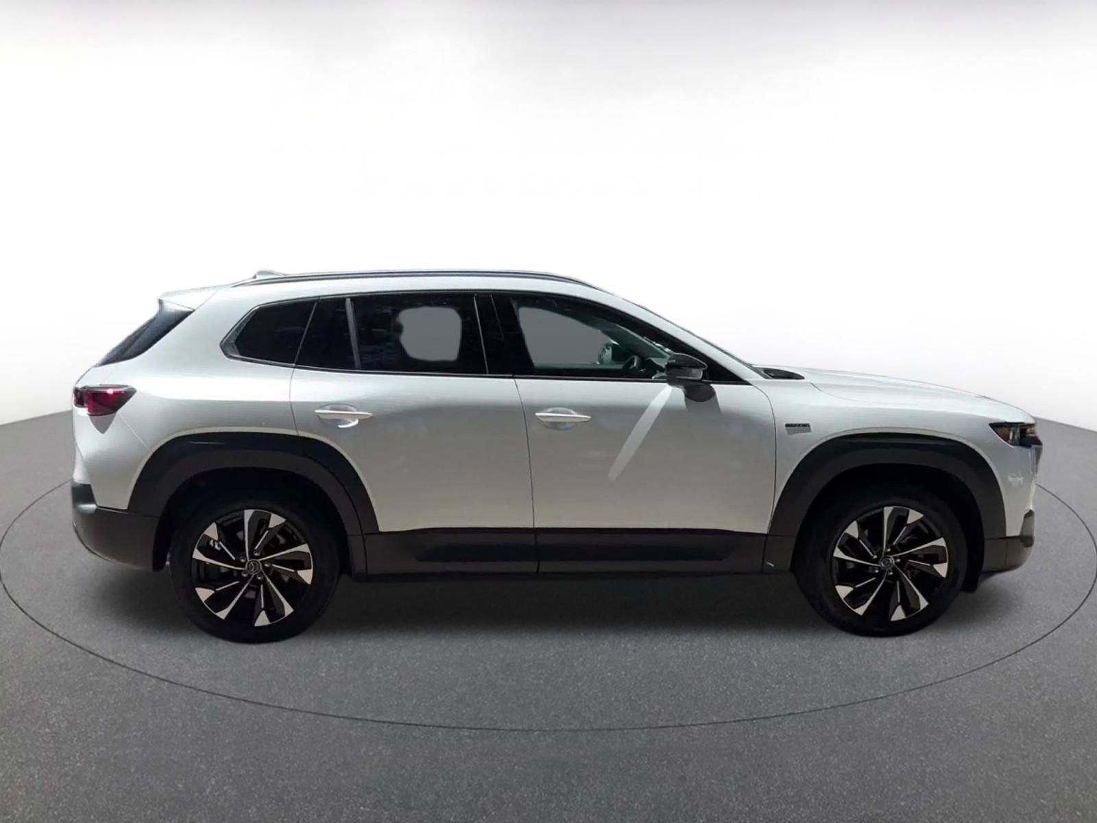 Thumbnail: 2025 Mazda CX-50 - 16