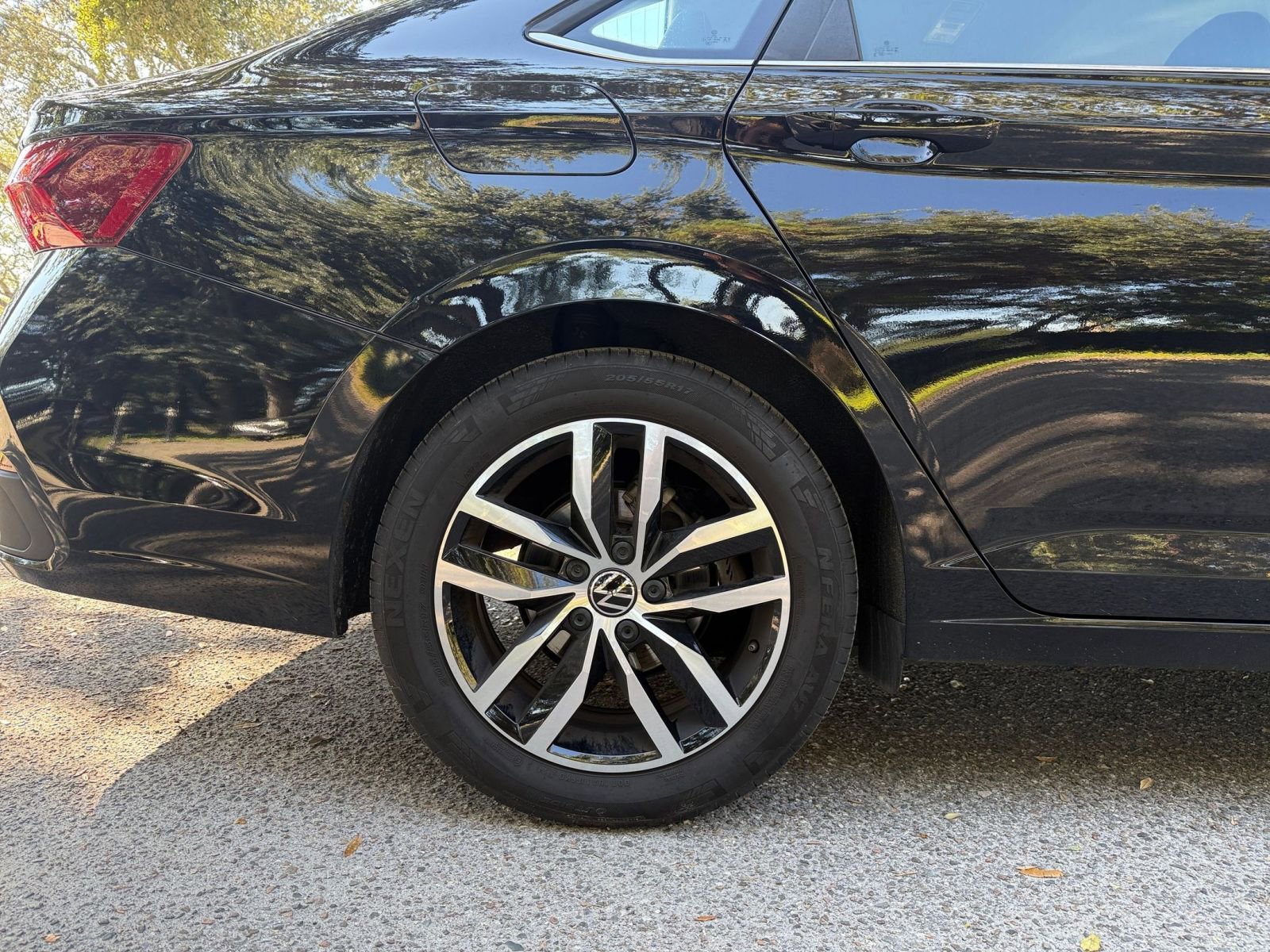 Thumbnail: 2025 Volkswagen Jetta - 23