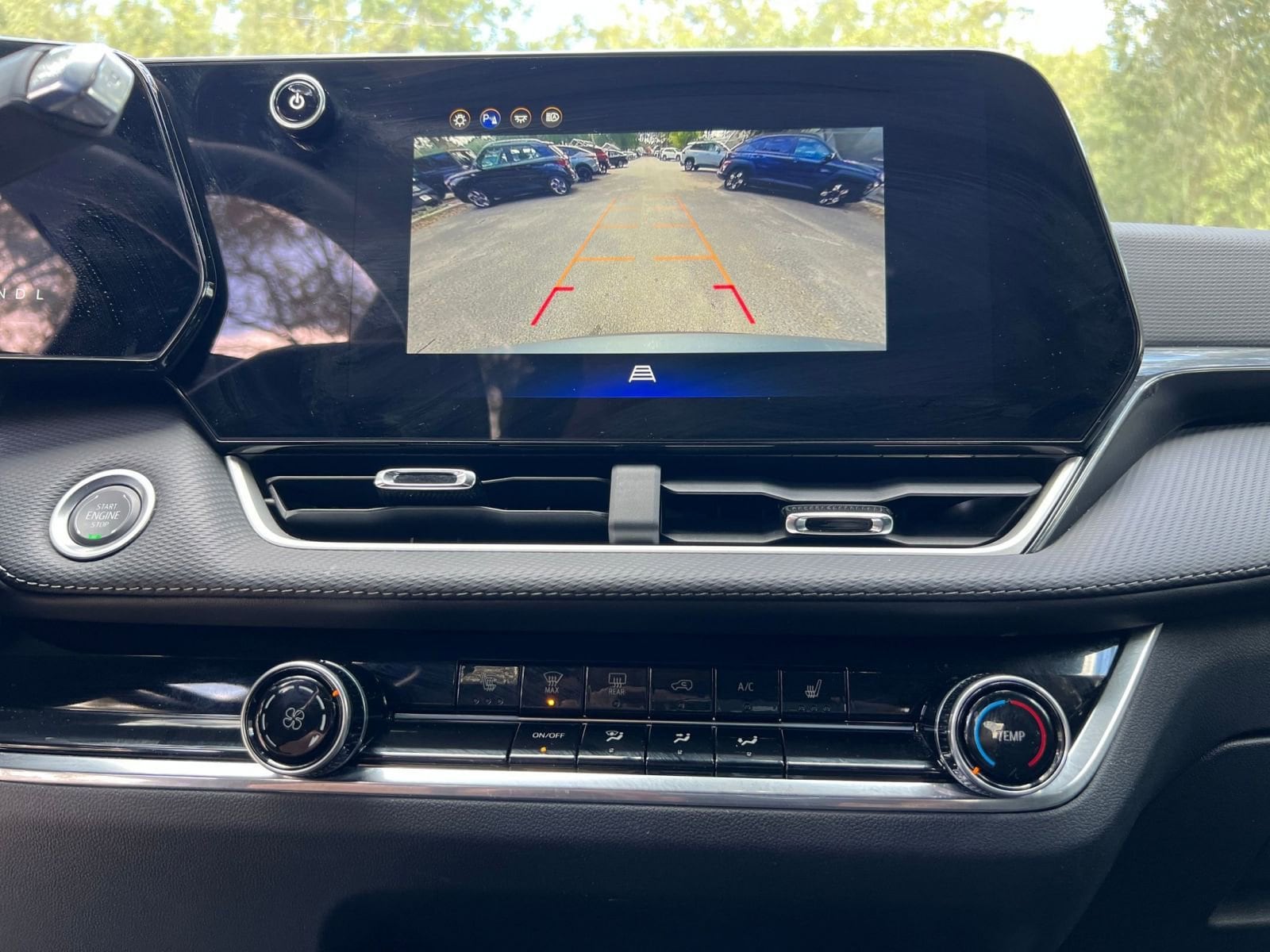 Thumbnail: 2025 Chevrolet Equinox - 17