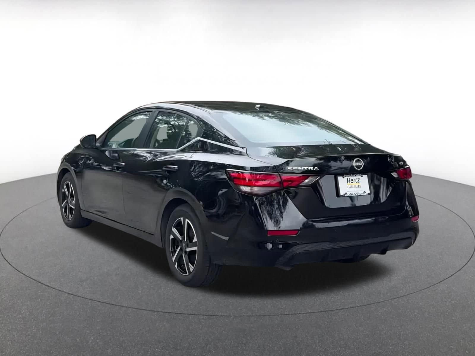 Thumbnail: 2024 Nissan Sentra - 11