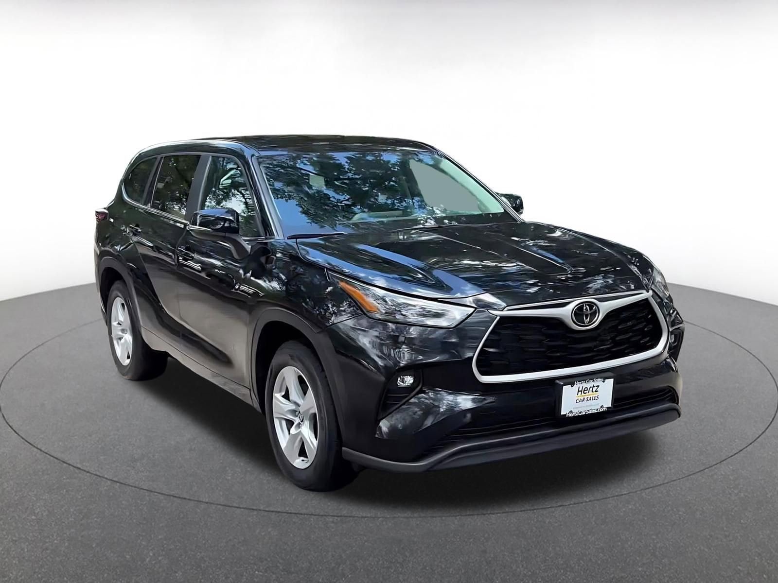Thumbnail: 2025 Toyota Highlander - 3