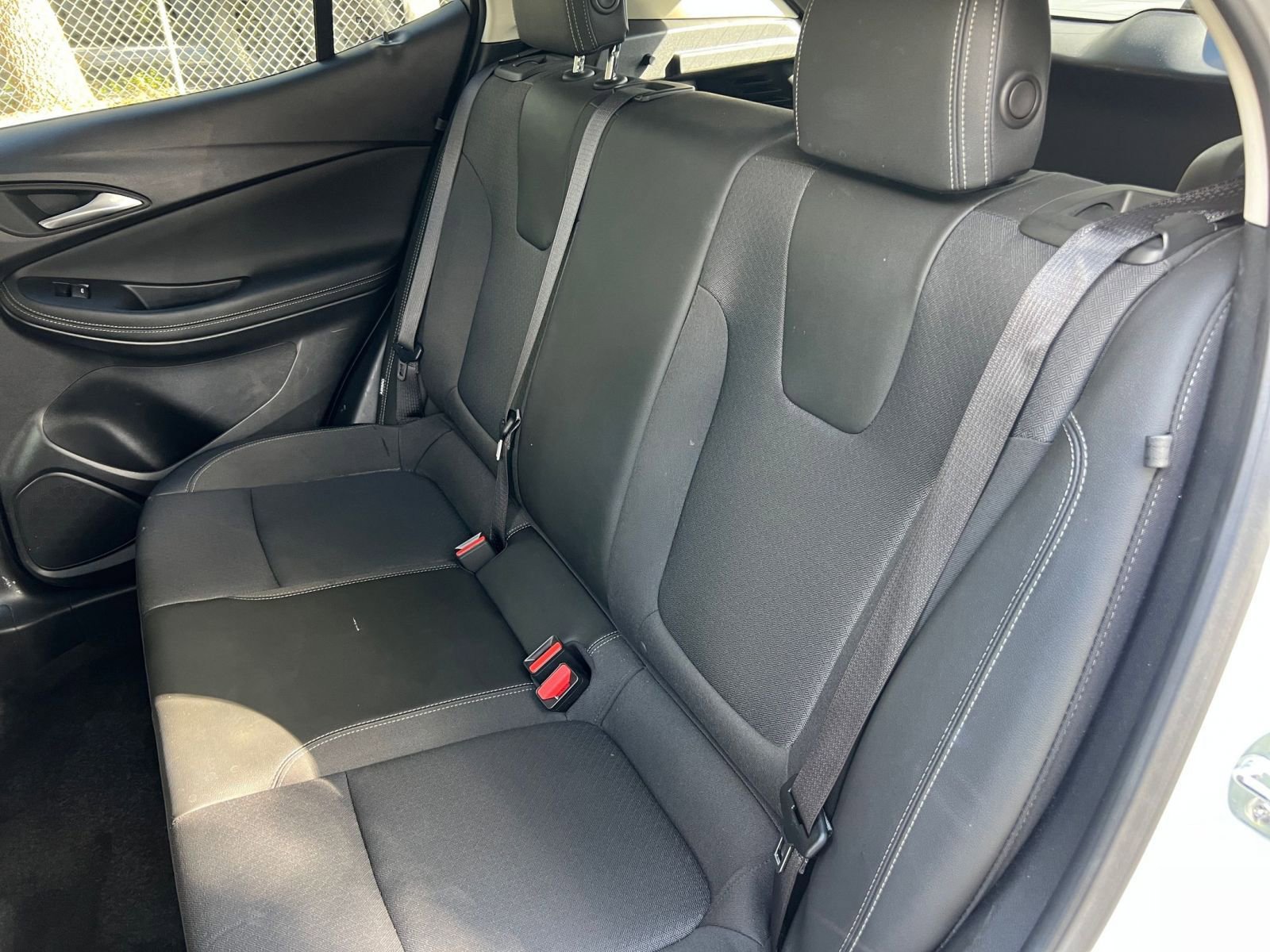 Thumbnail: 2025 Buick Encore GX - 31