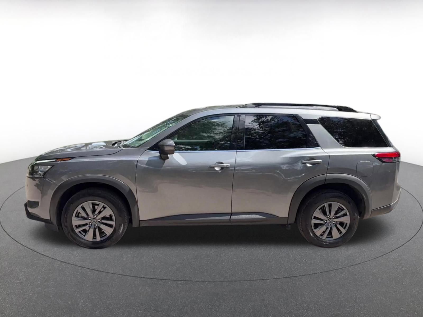Thumbnail: 2025 Nissan Pathfinder - 9