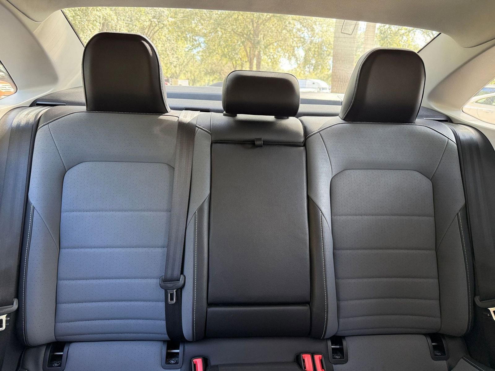 Thumbnail: 2025 Volkswagen Jetta - 32