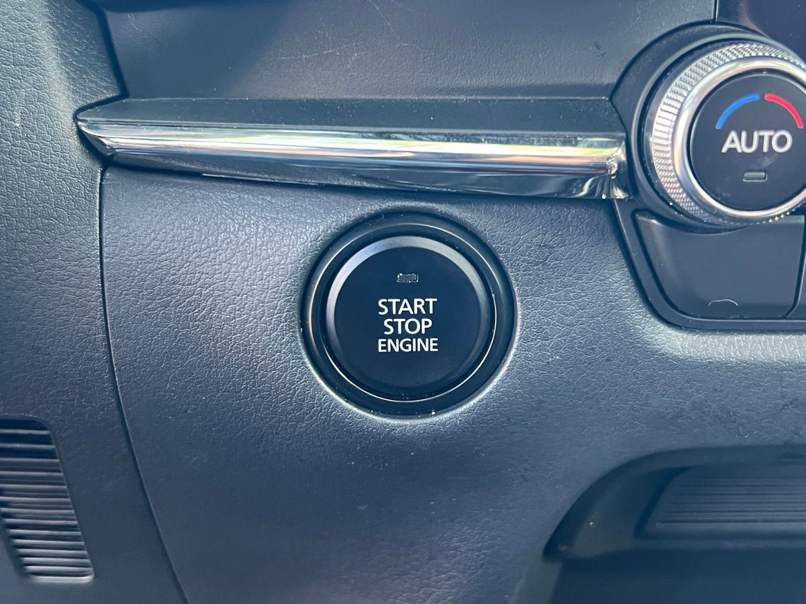 Thumbnail: 2025 Mazda CX-30 - 21