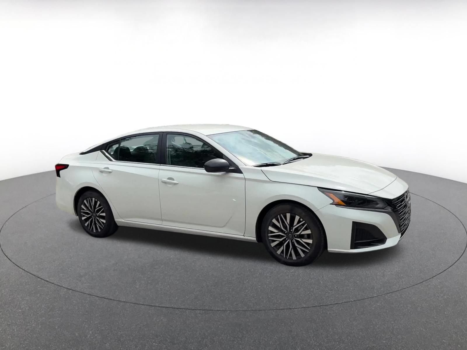 Thumbnail: 2026 Nissan Altima - 2