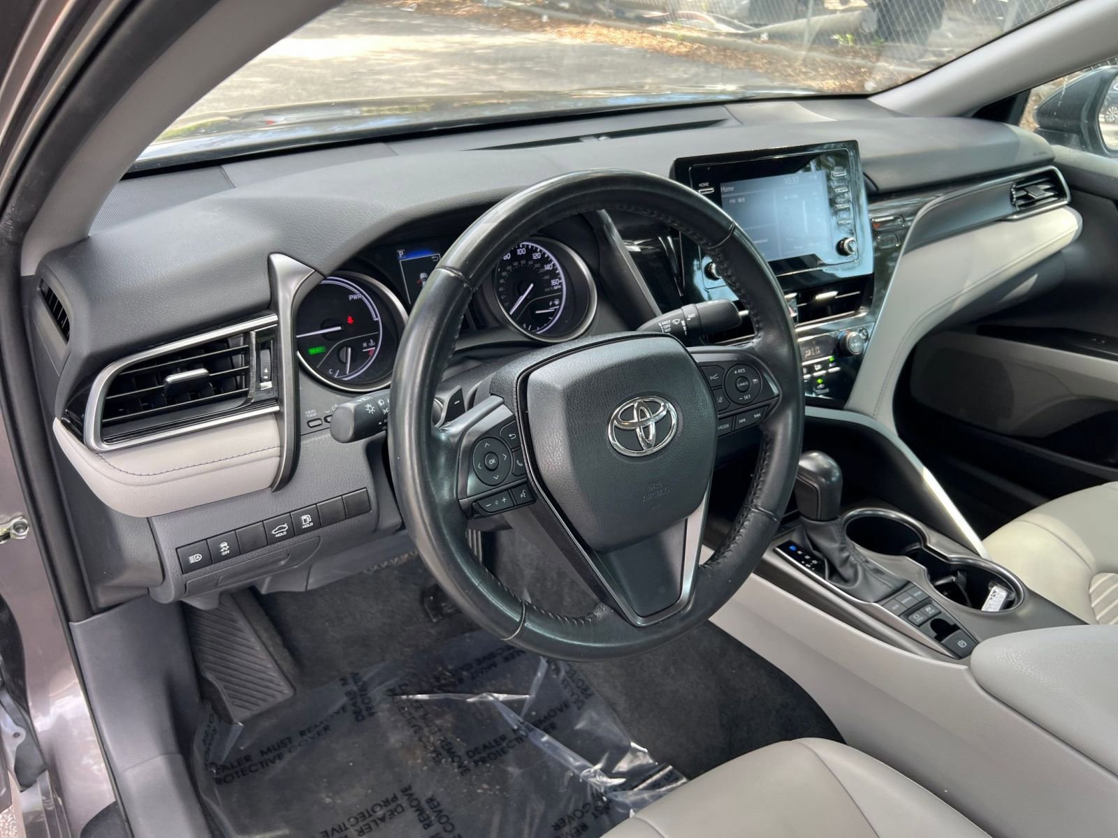 Thumbnail: 2023 Toyota Camry - 28