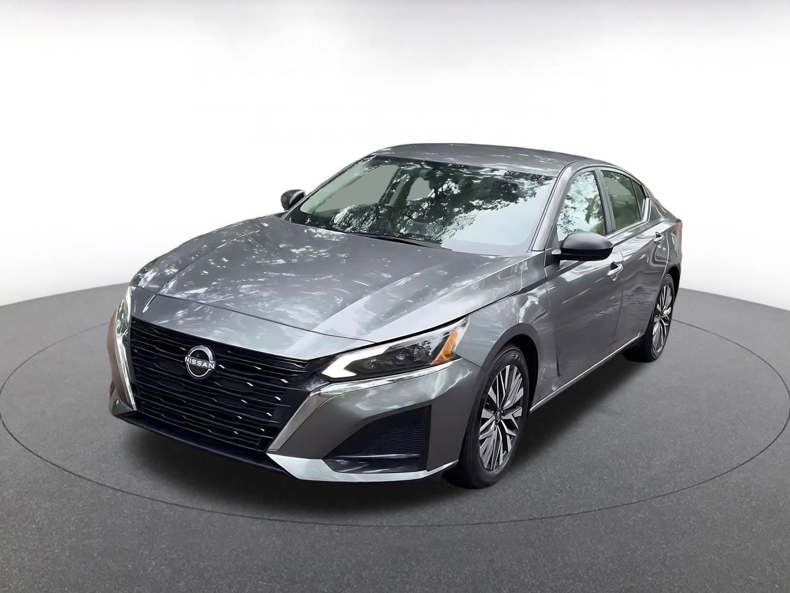 Thumbnail: 2025 Nissan Altima - 7