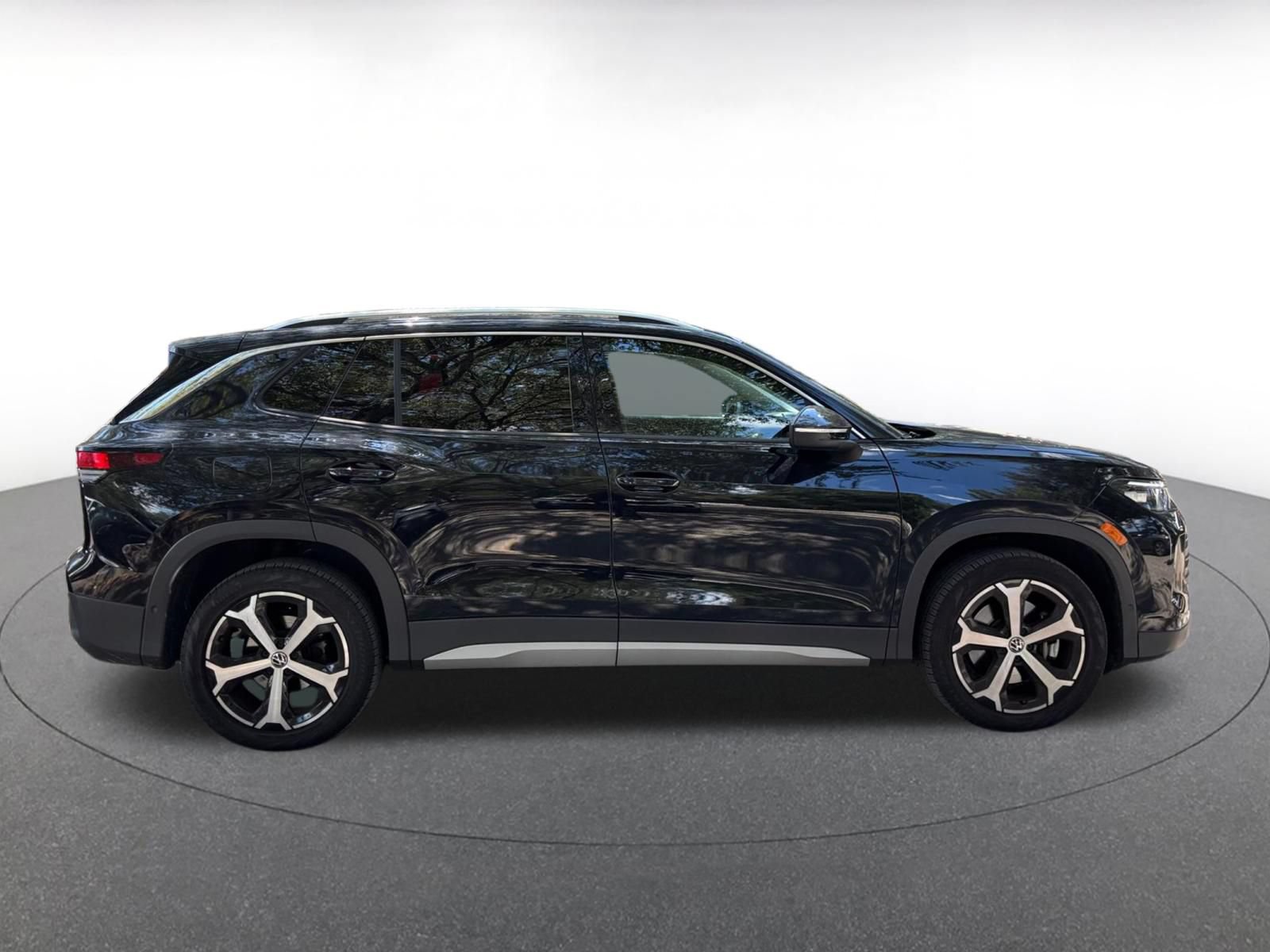 Thumbnail: 2026 Volkswagen Tiguan - 11