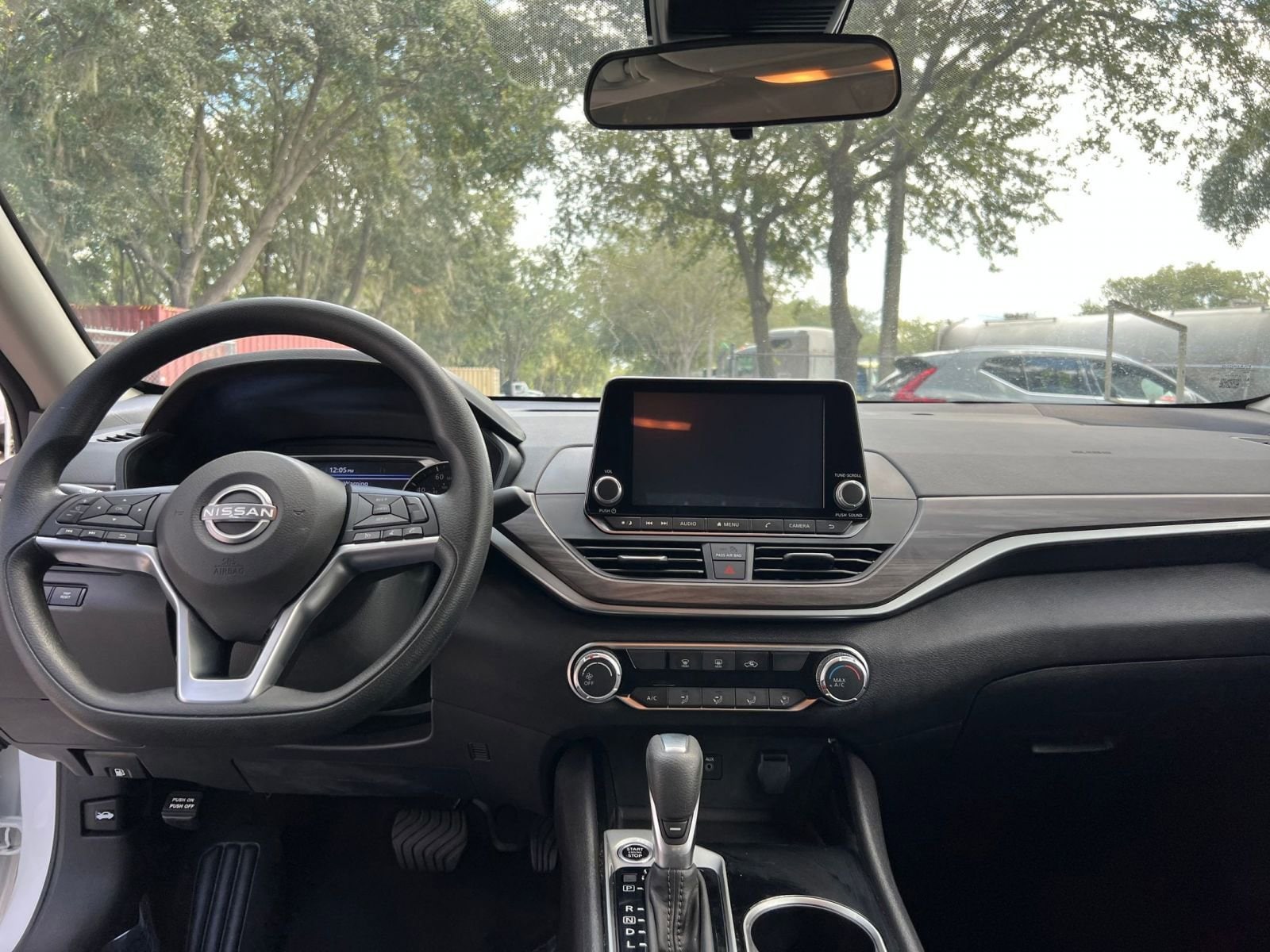 Thumbnail: 2024 Nissan Altima - 27