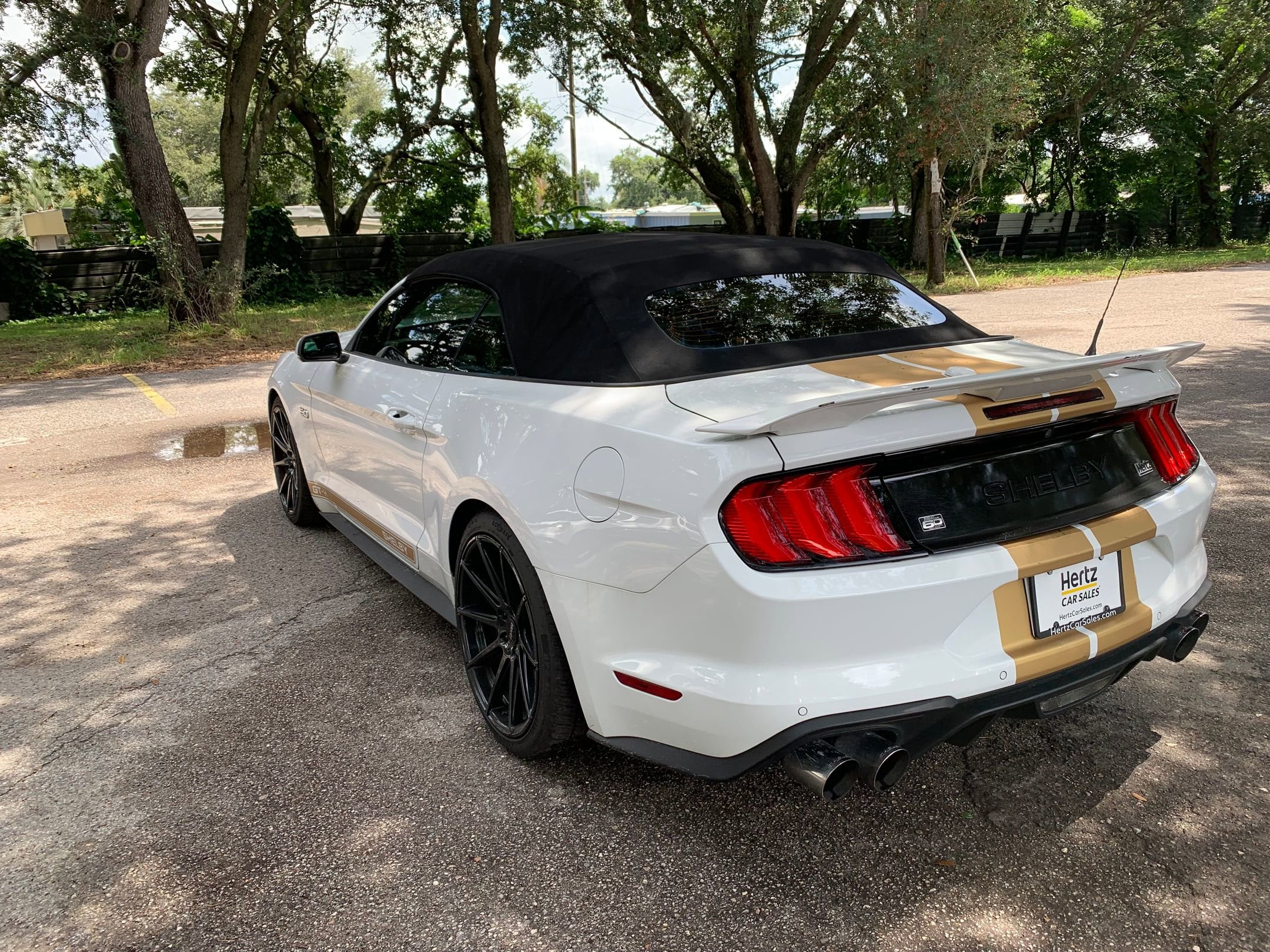 Thumbnail: 2022 Ford Mustang - 7