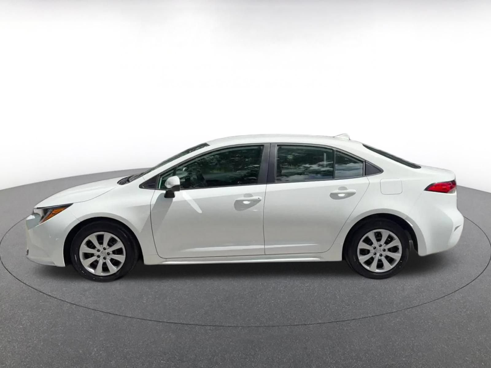 Thumbnail: 2025 Toyota Corolla - 9