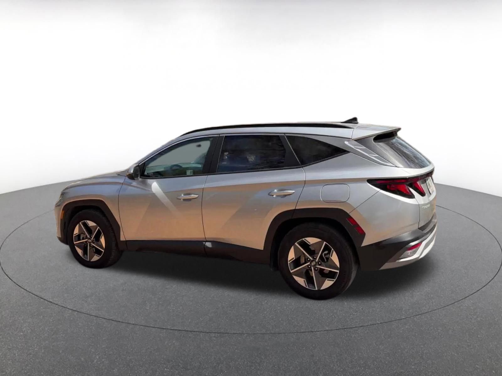 Thumbnail: 2025 Hyundai Tucson - 10