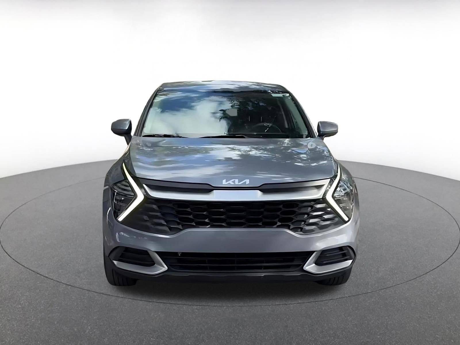 Thumbnail: 2025 Kia Sportage - 4