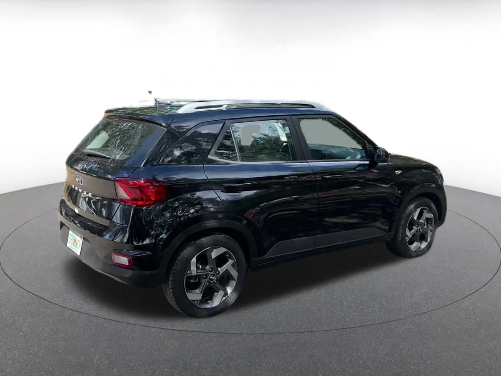 Thumbnail: 2025 Hyundai Venue - 15