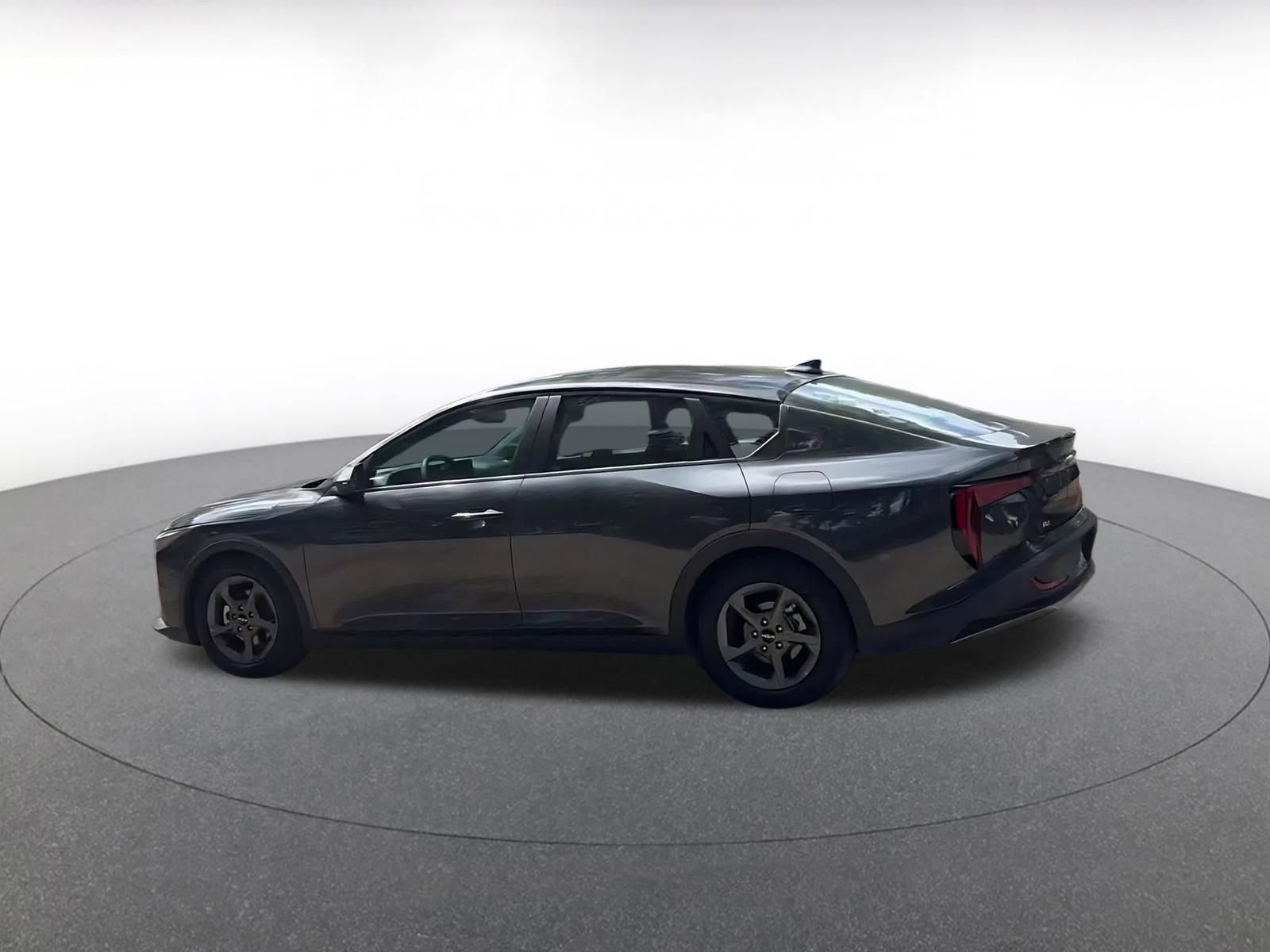 Thumbnail: 2025 Kia K4 - 10