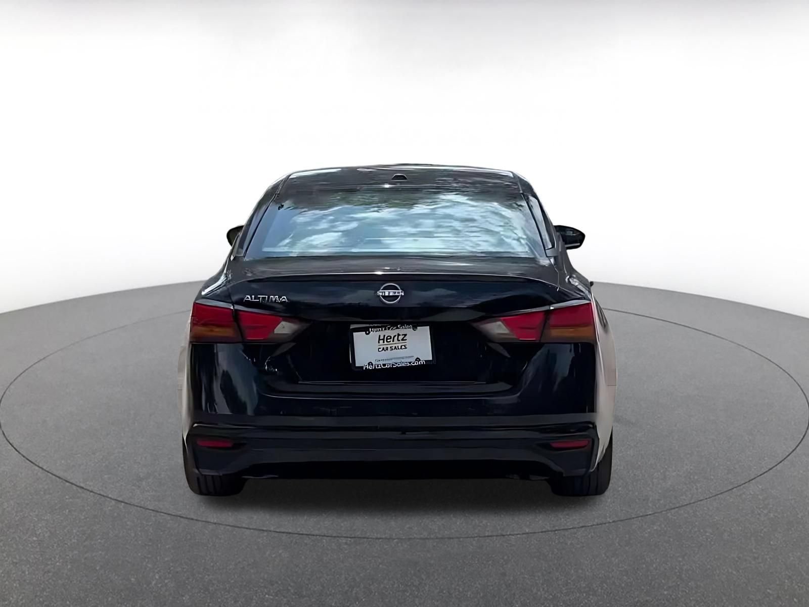 Thumbnail: 2025 Nissan Altima - 10