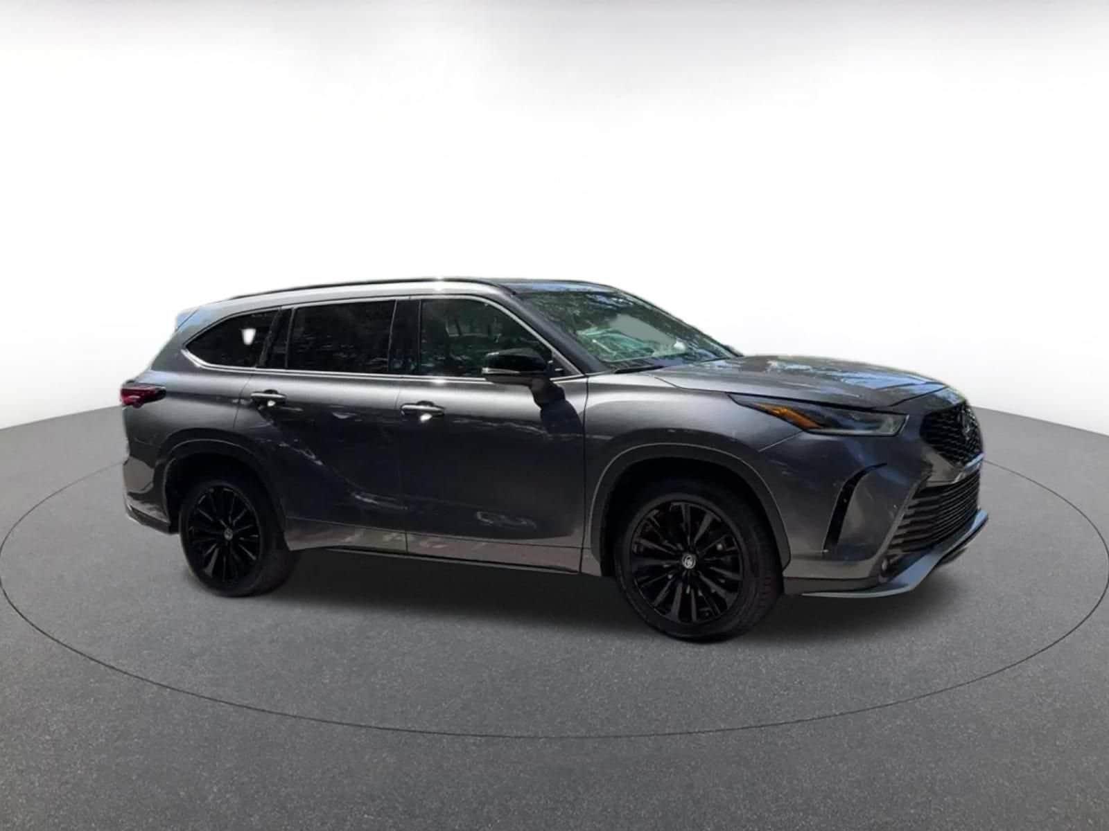 Thumbnail: 2025 Toyota Highlander - 2